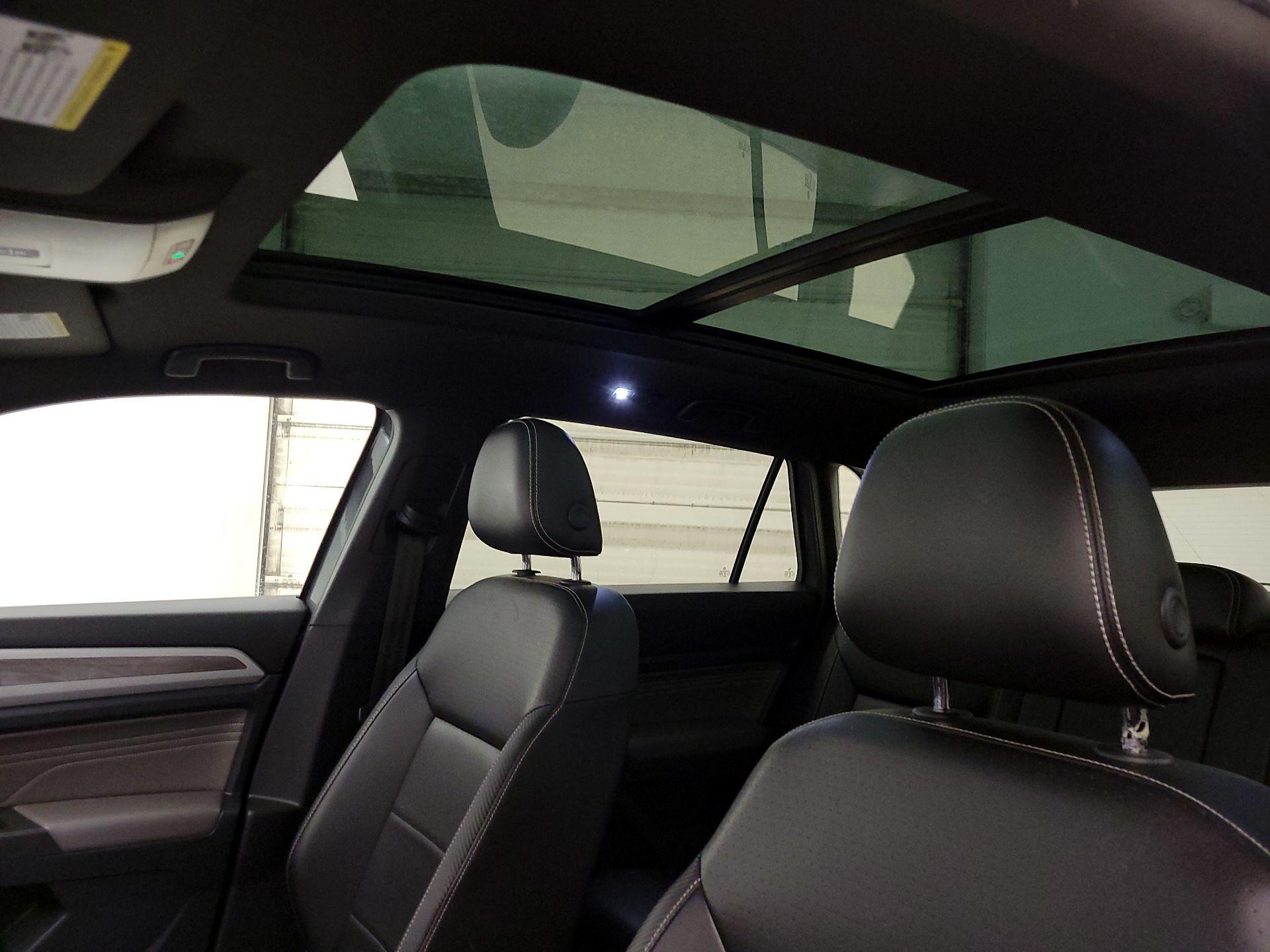 Thumbnail: 2022 Volkswagen Atlas - 19