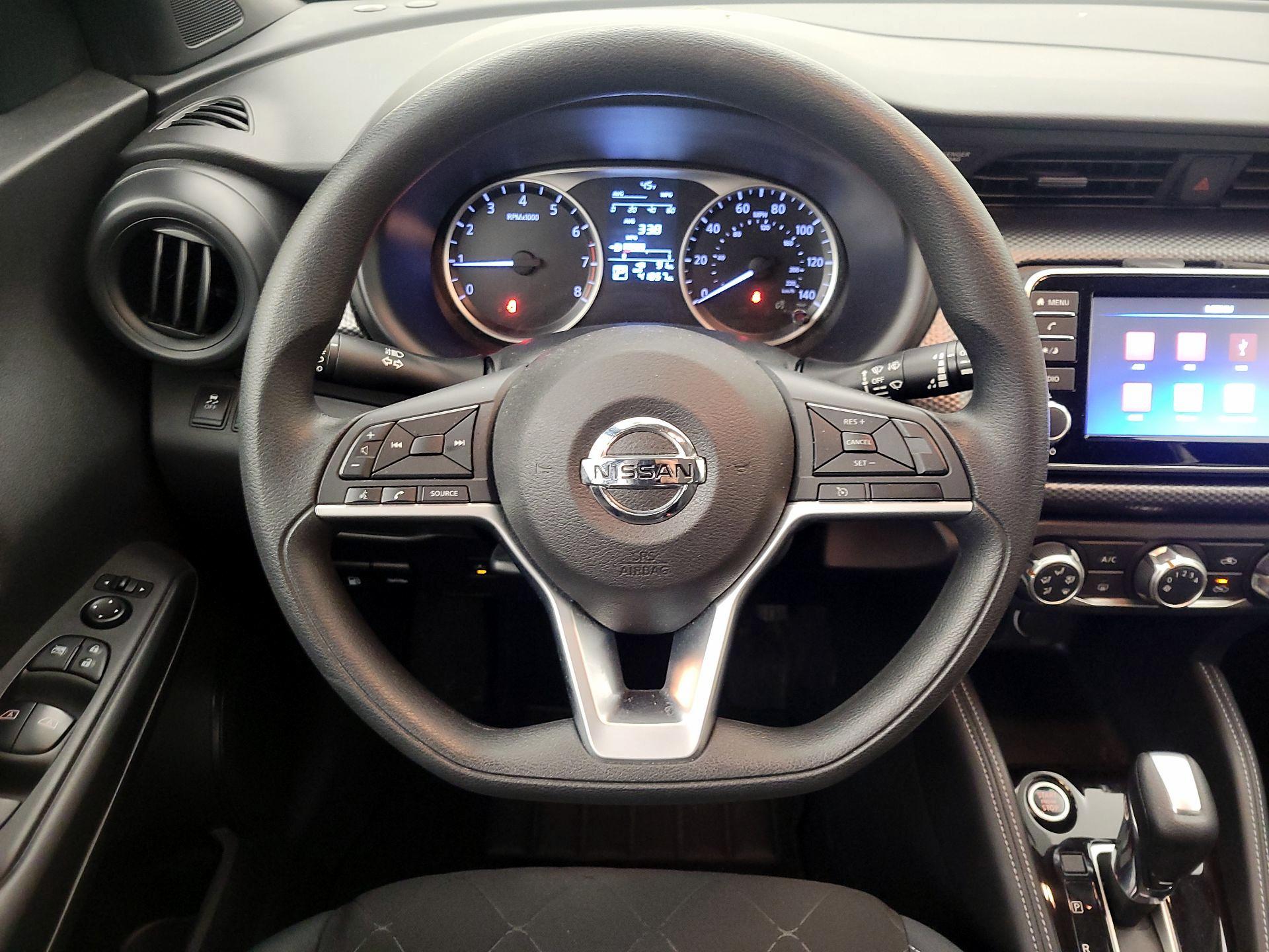 Thumbnail: 2019 Nissan Kicks - 10