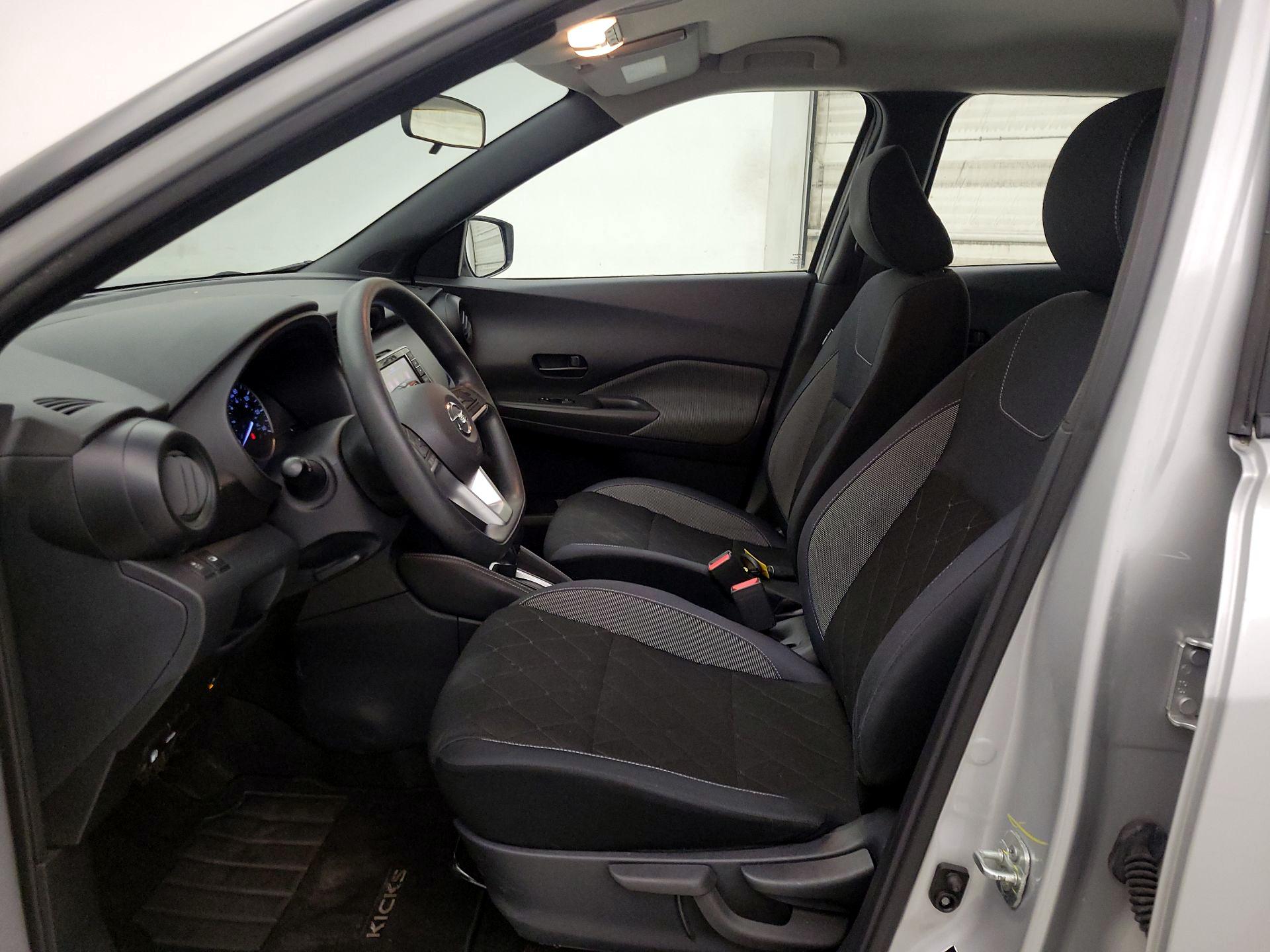 Thumbnail: 2019 Nissan Kicks - 11