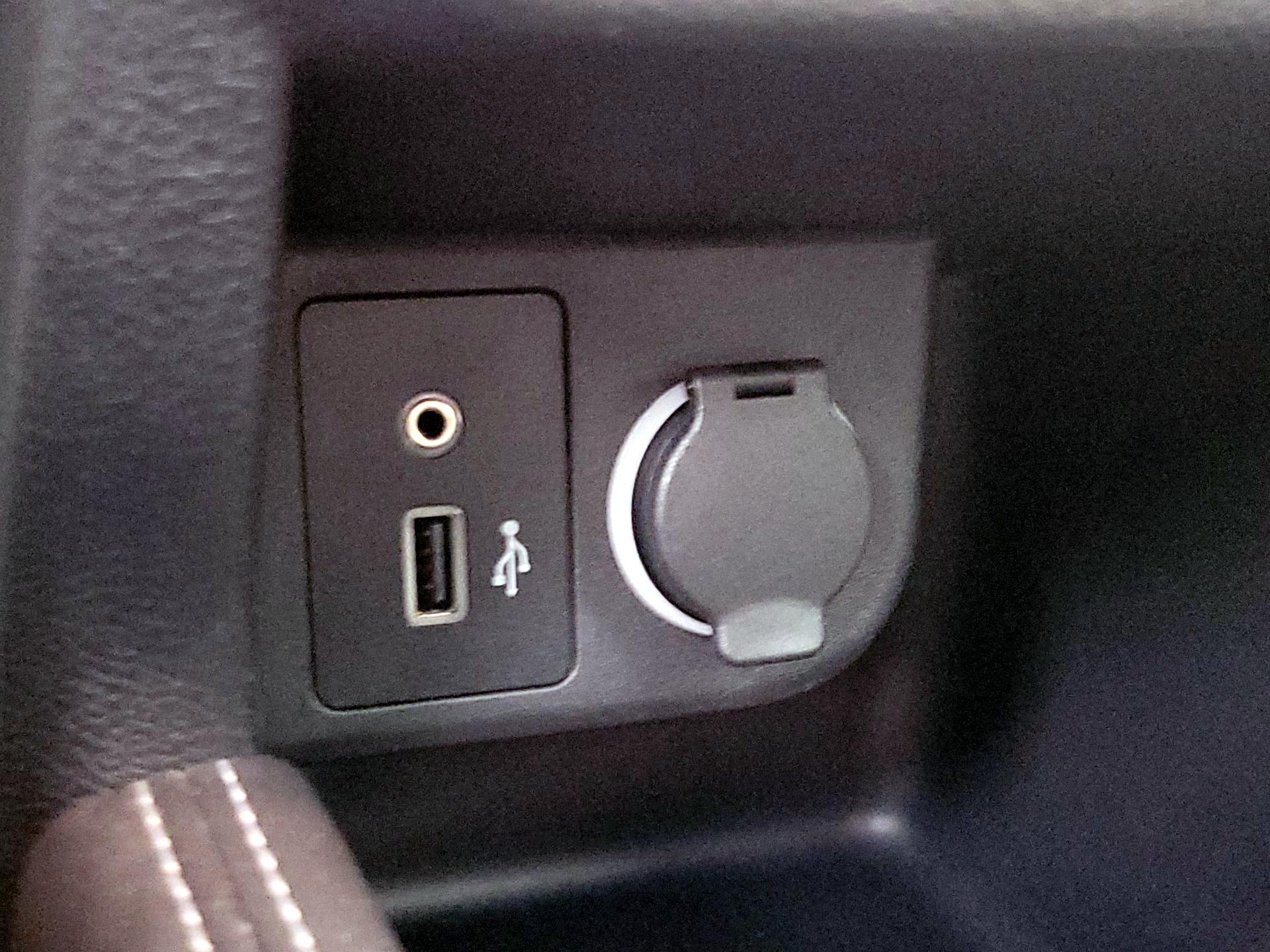 Thumbnail: 2019 Nissan Kicks - 18