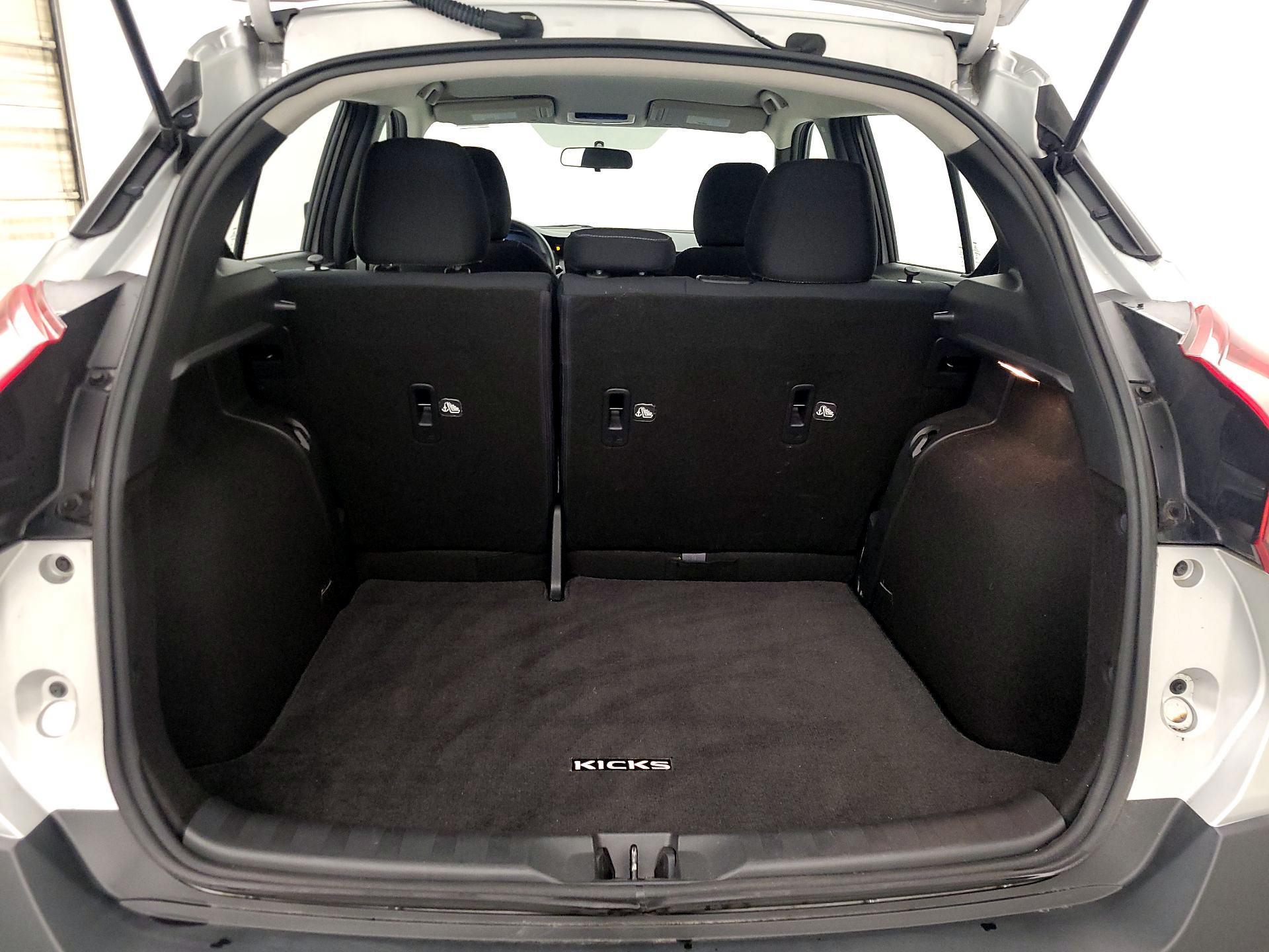 Thumbnail: 2019 Nissan Kicks - 20