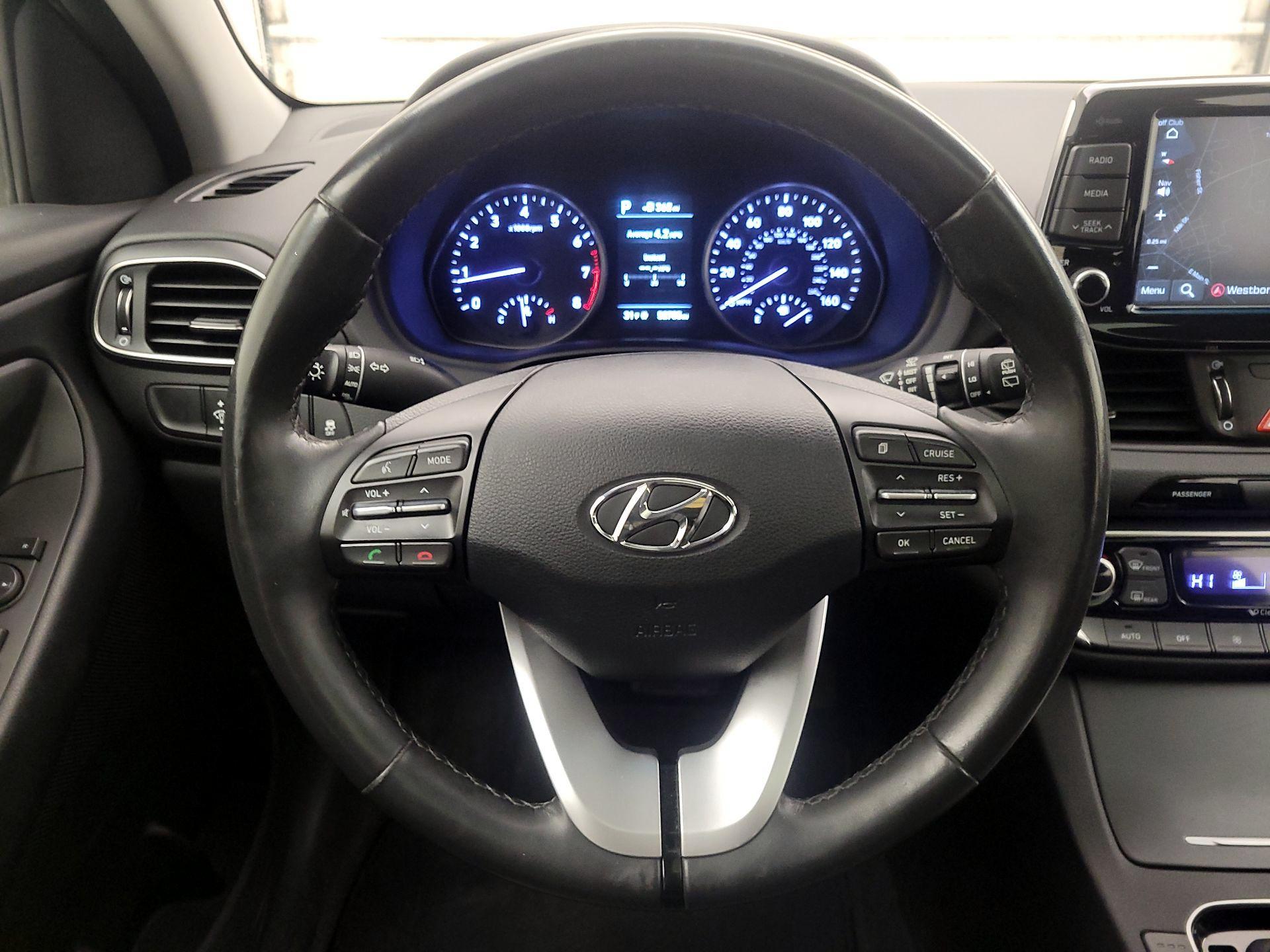 Thumbnail: 2018 Hyundai Elantra - 10