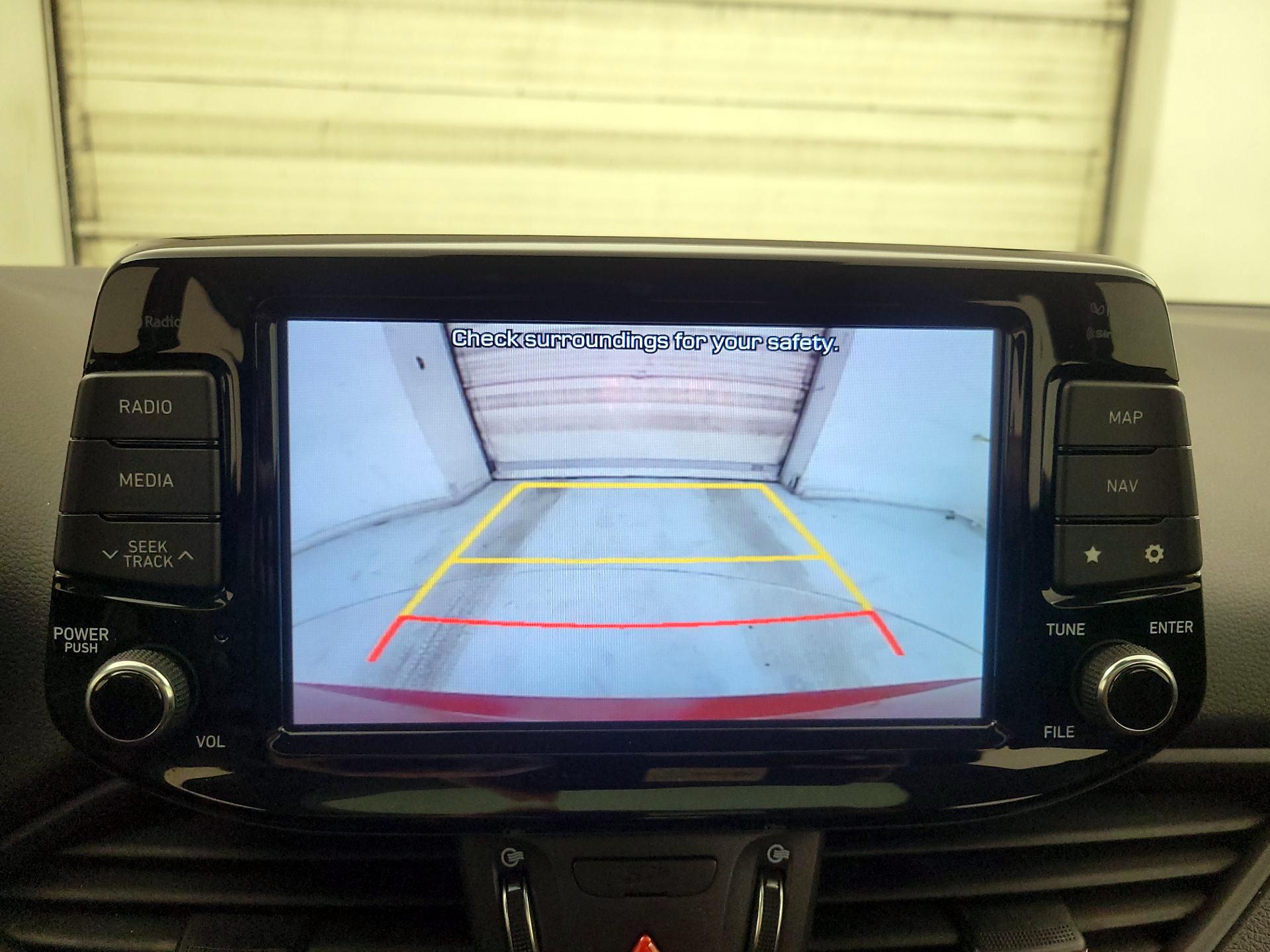 Thumbnail: 2018 Hyundai Elantra - 15