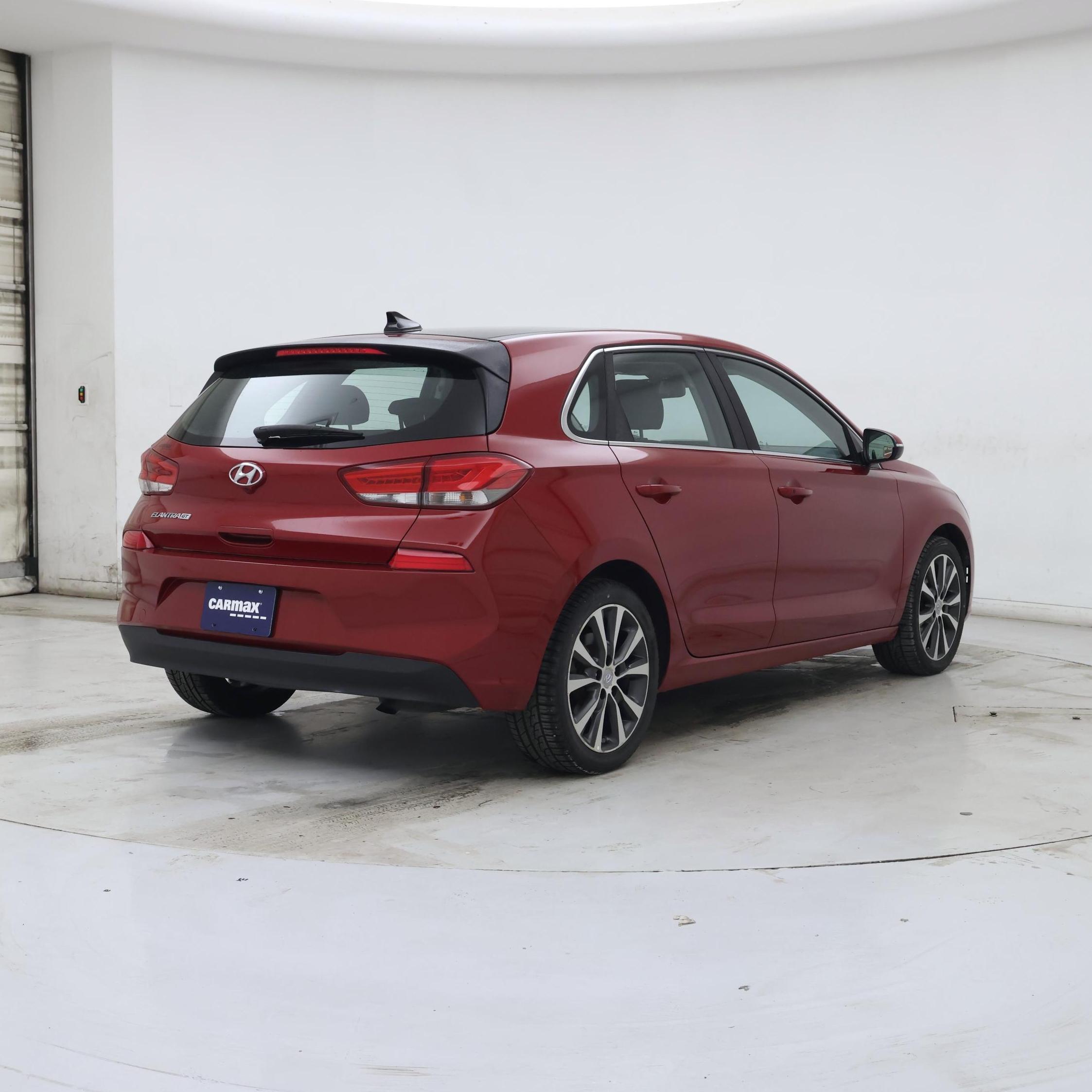 Thumbnail: 2018 Hyundai Elantra - 8