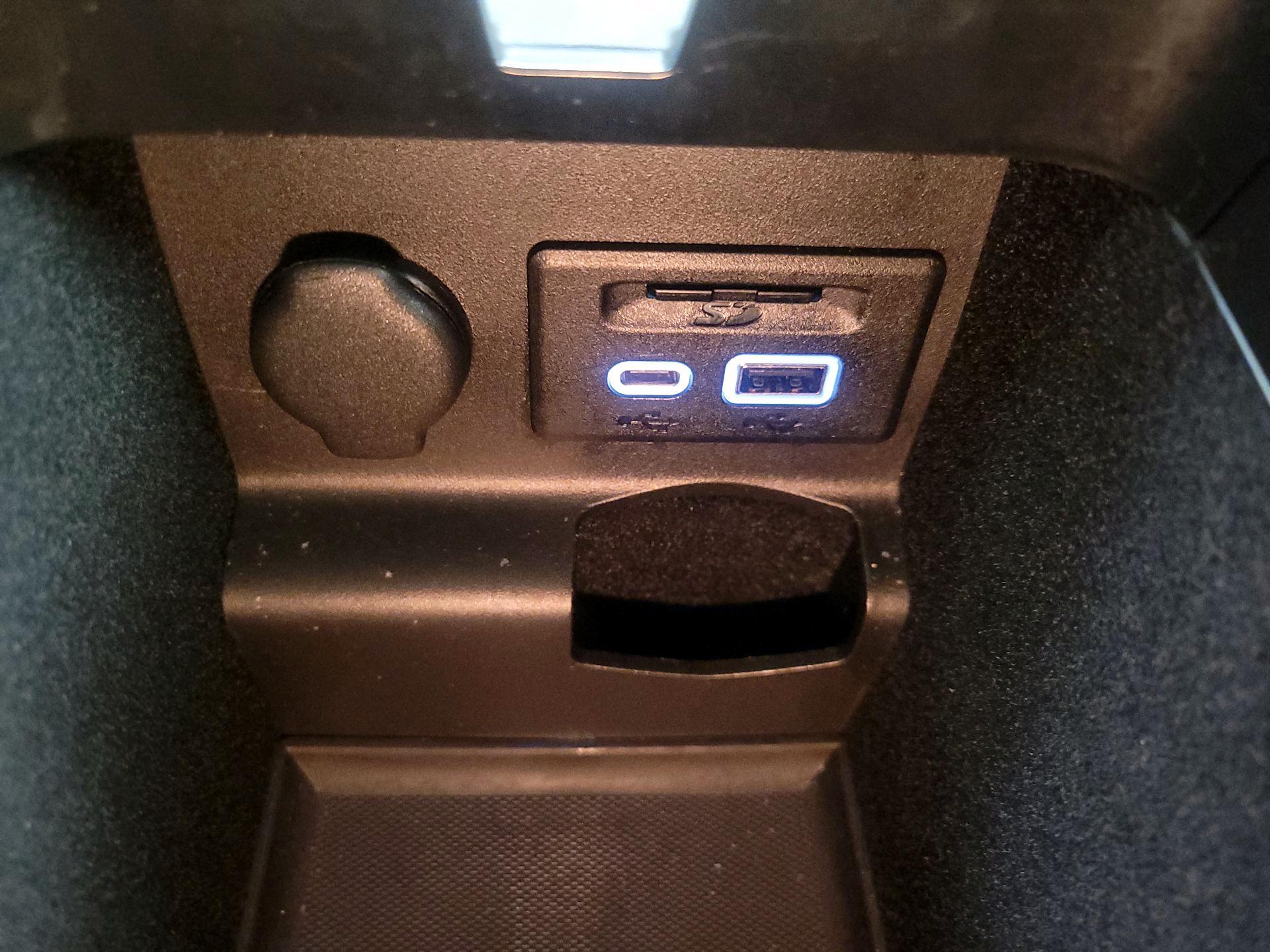 Thumbnail: 2019 Cadillac XTS - 19