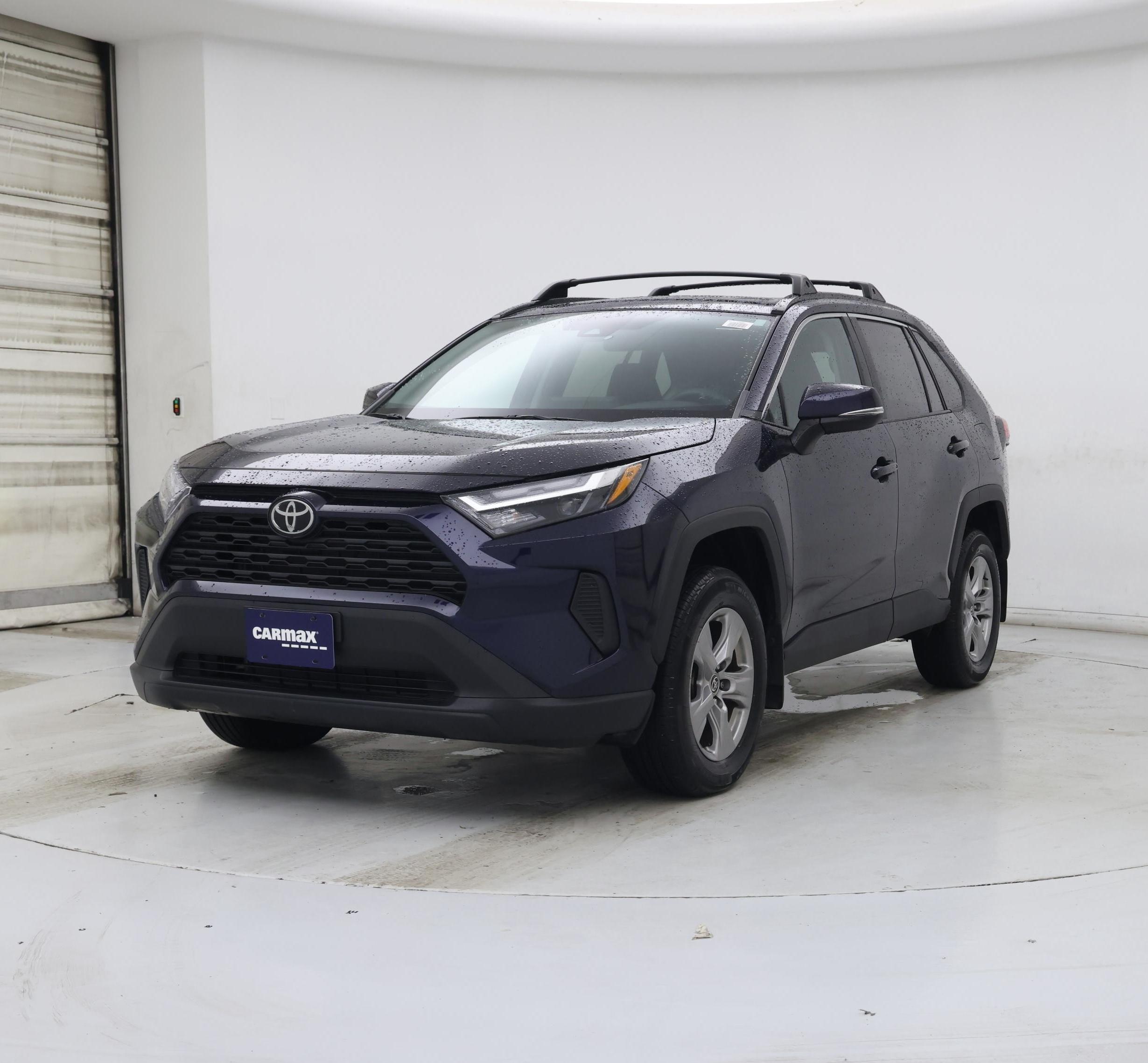 Thumbnail: 2022 Toyota RAV4 - 4