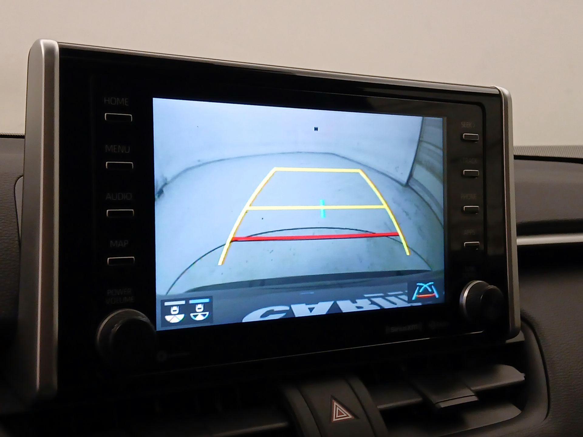 Thumbnail: 2020 Toyota RAV4 - 14