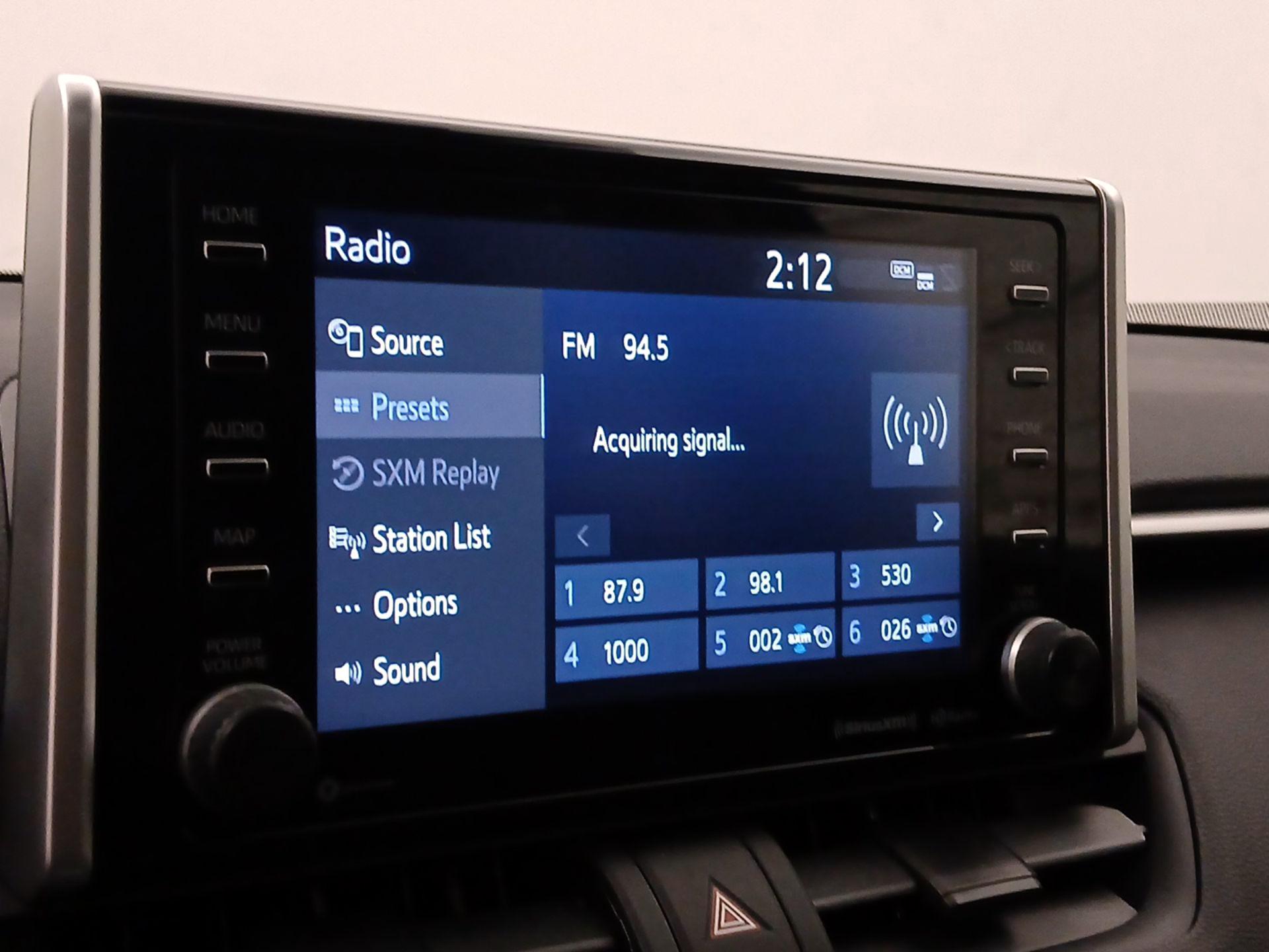 Thumbnail: 2020 Toyota RAV4 - 15