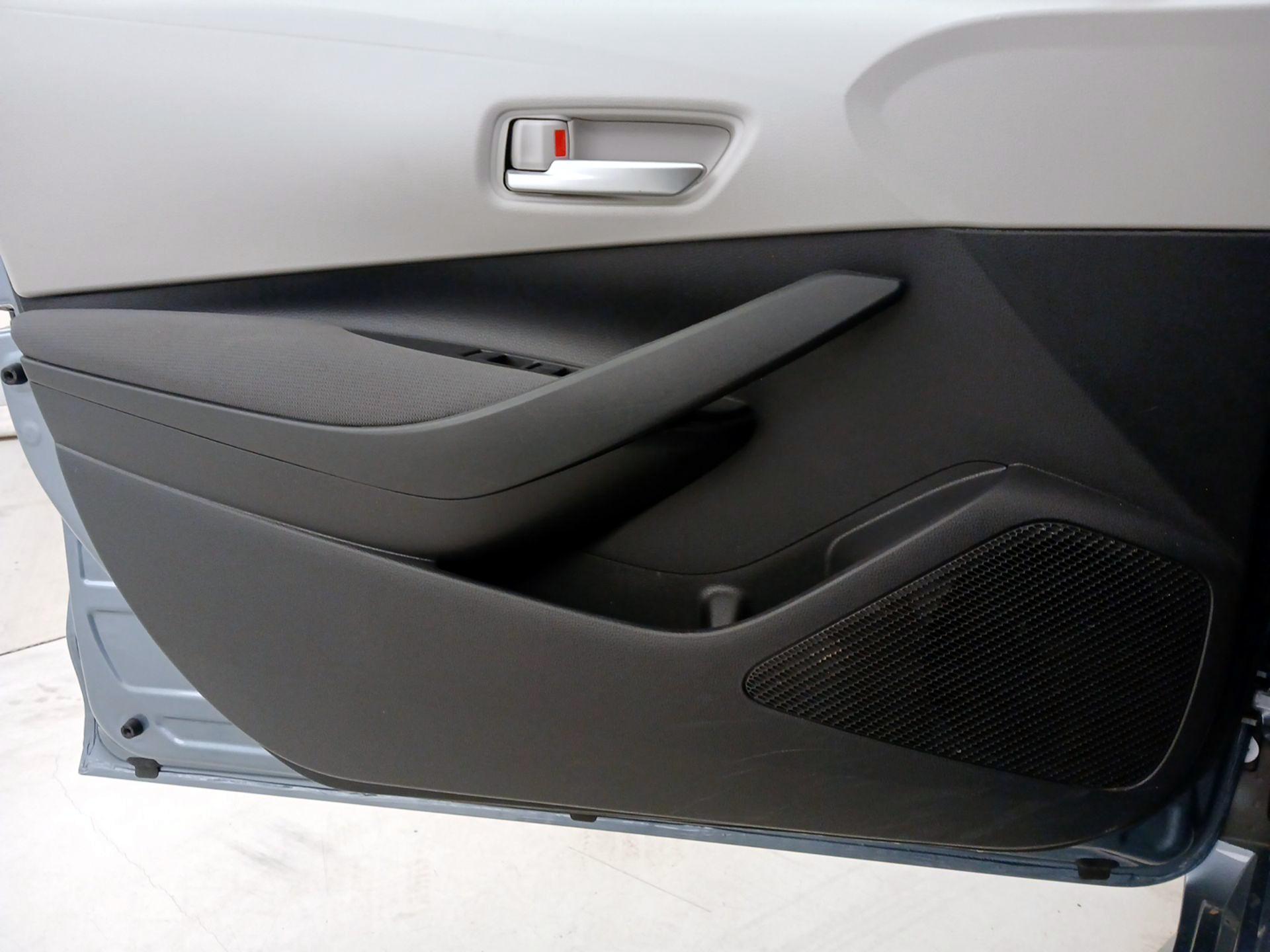 Thumbnail: 2020 Toyota Corolla - 12