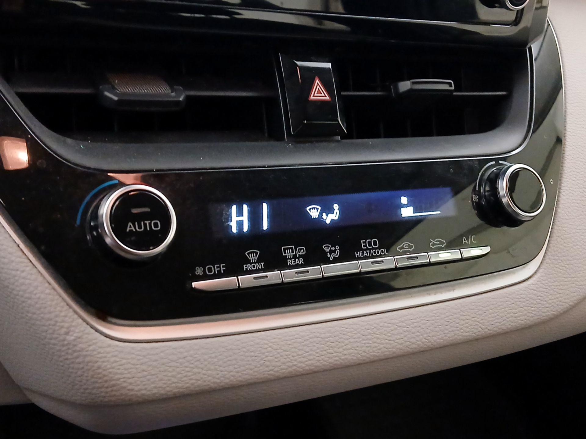 Thumbnail: 2020 Toyota Corolla - 16