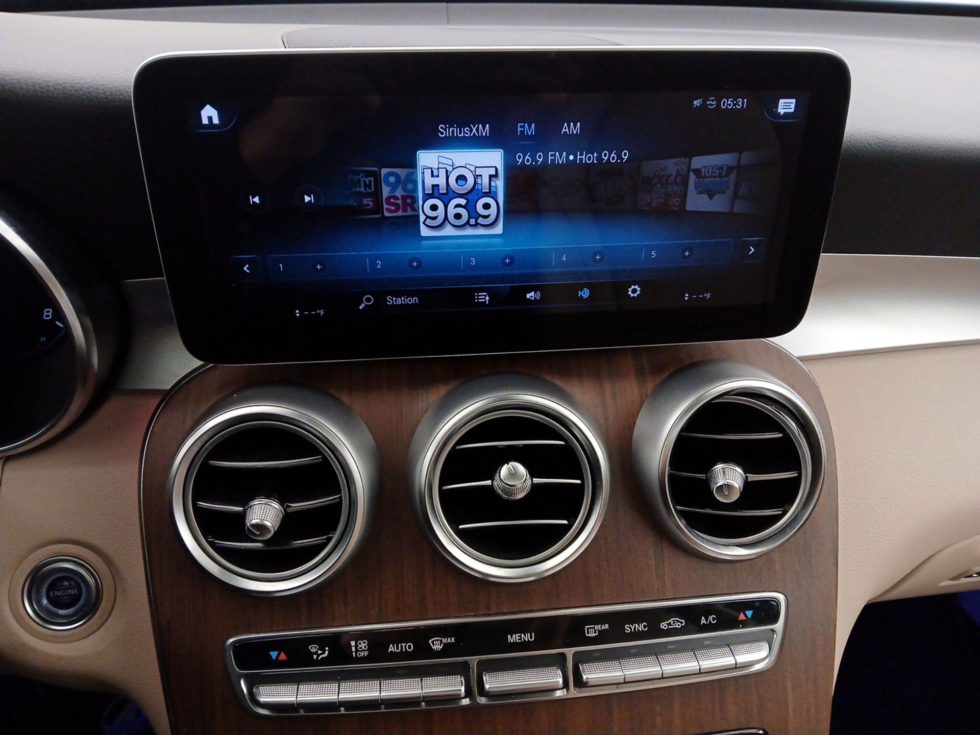 Thumbnail: 2021 Mercedes-Benz GLC - 15