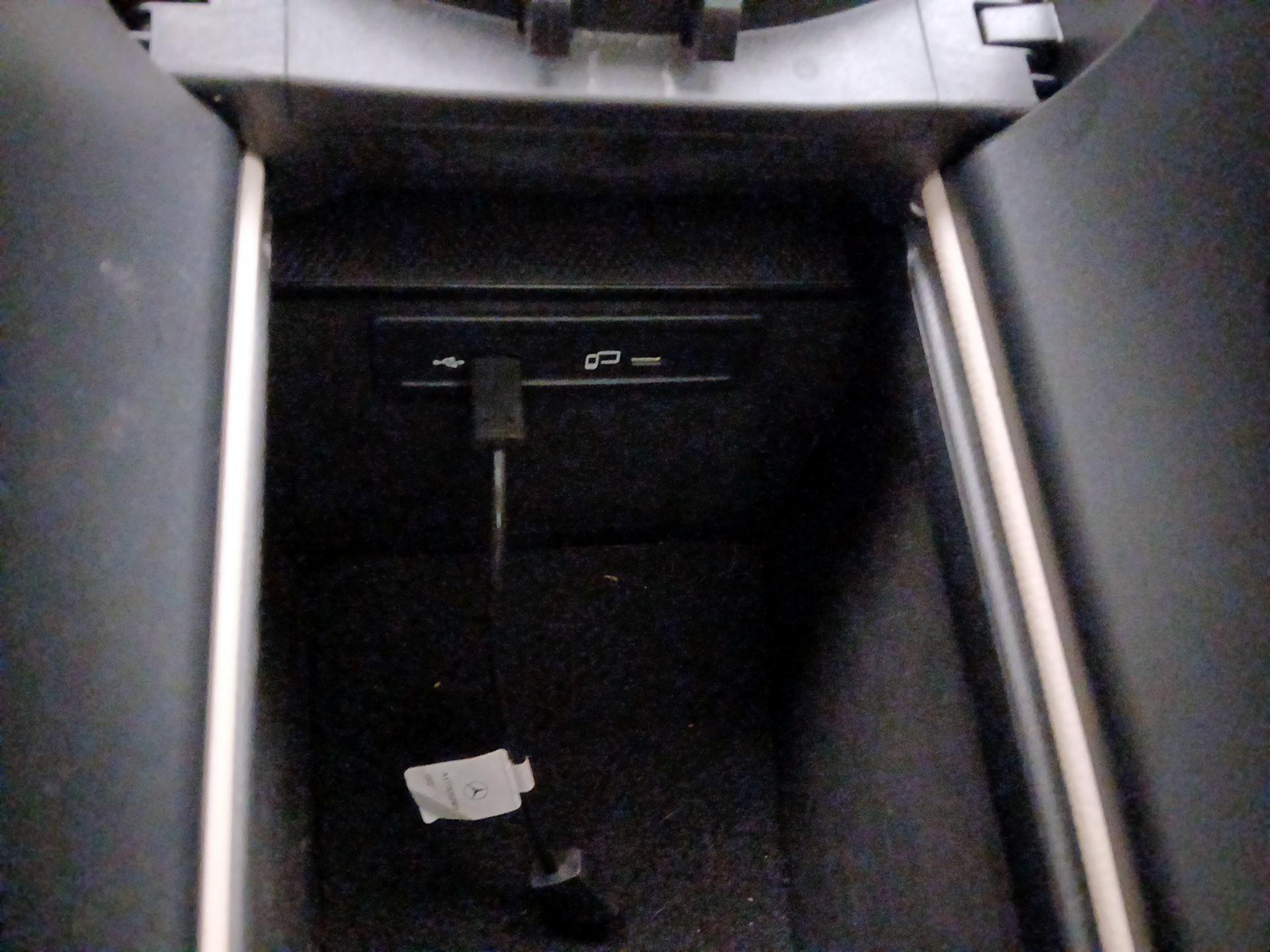 Thumbnail: 2021 Mercedes-Benz GLC - 18