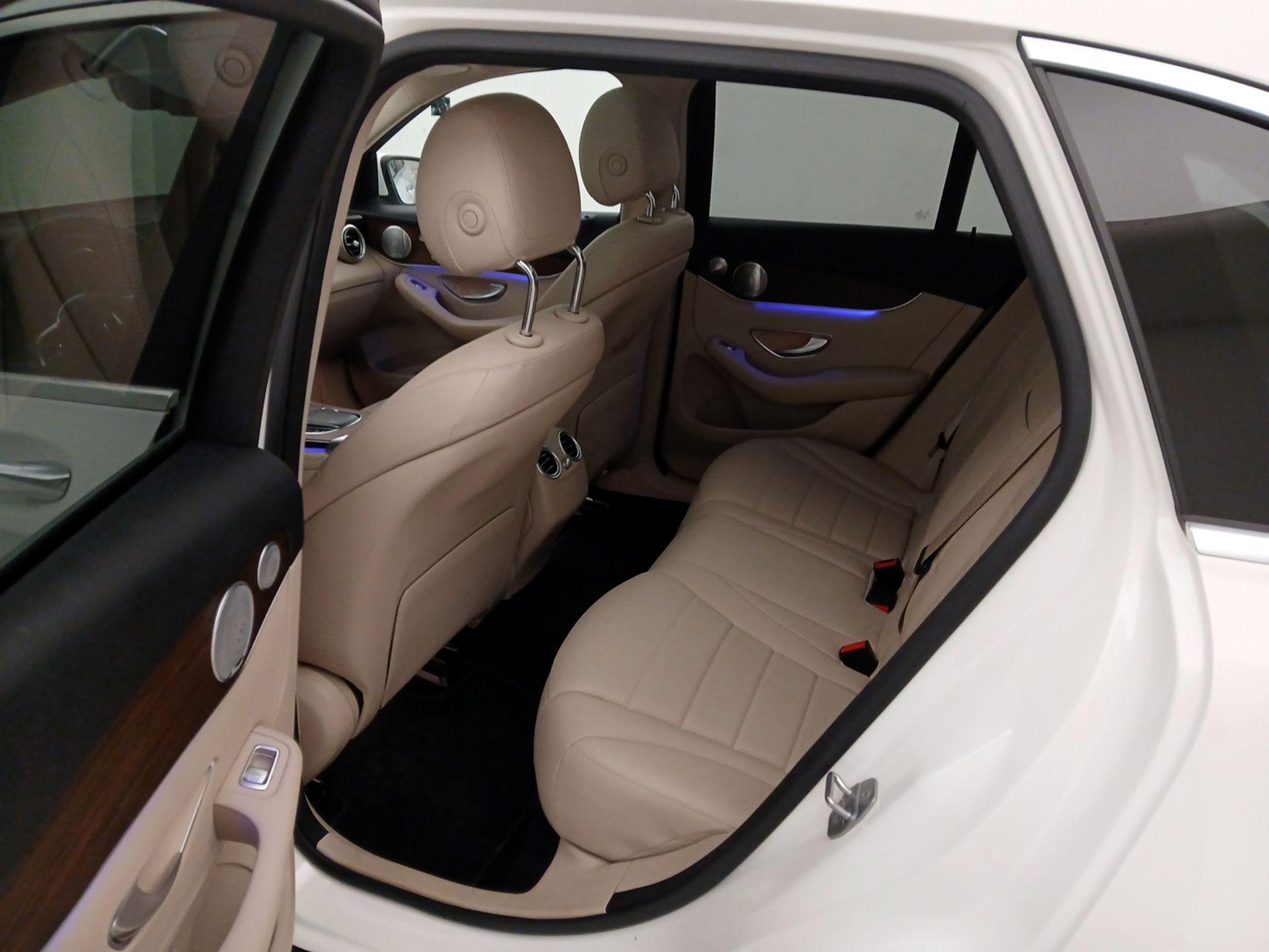 Thumbnail: 2021 Mercedes-Benz GLC - 20