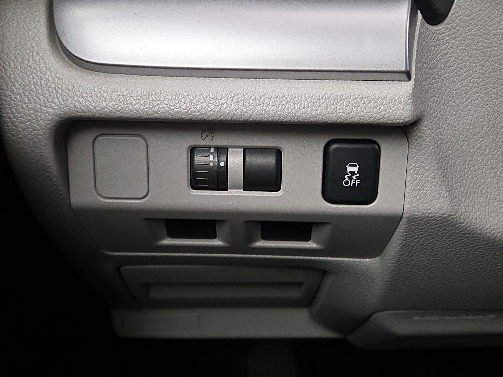 Thumbnail: 2015 Subaru Forester - 13