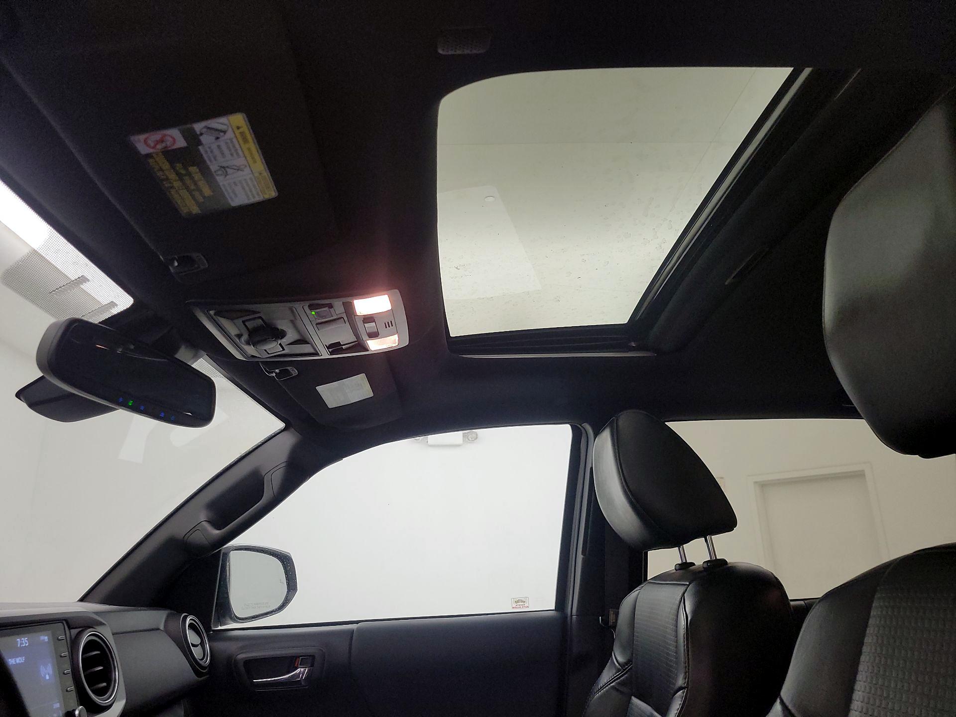 Thumbnail: 2021 Toyota Tacoma - 19