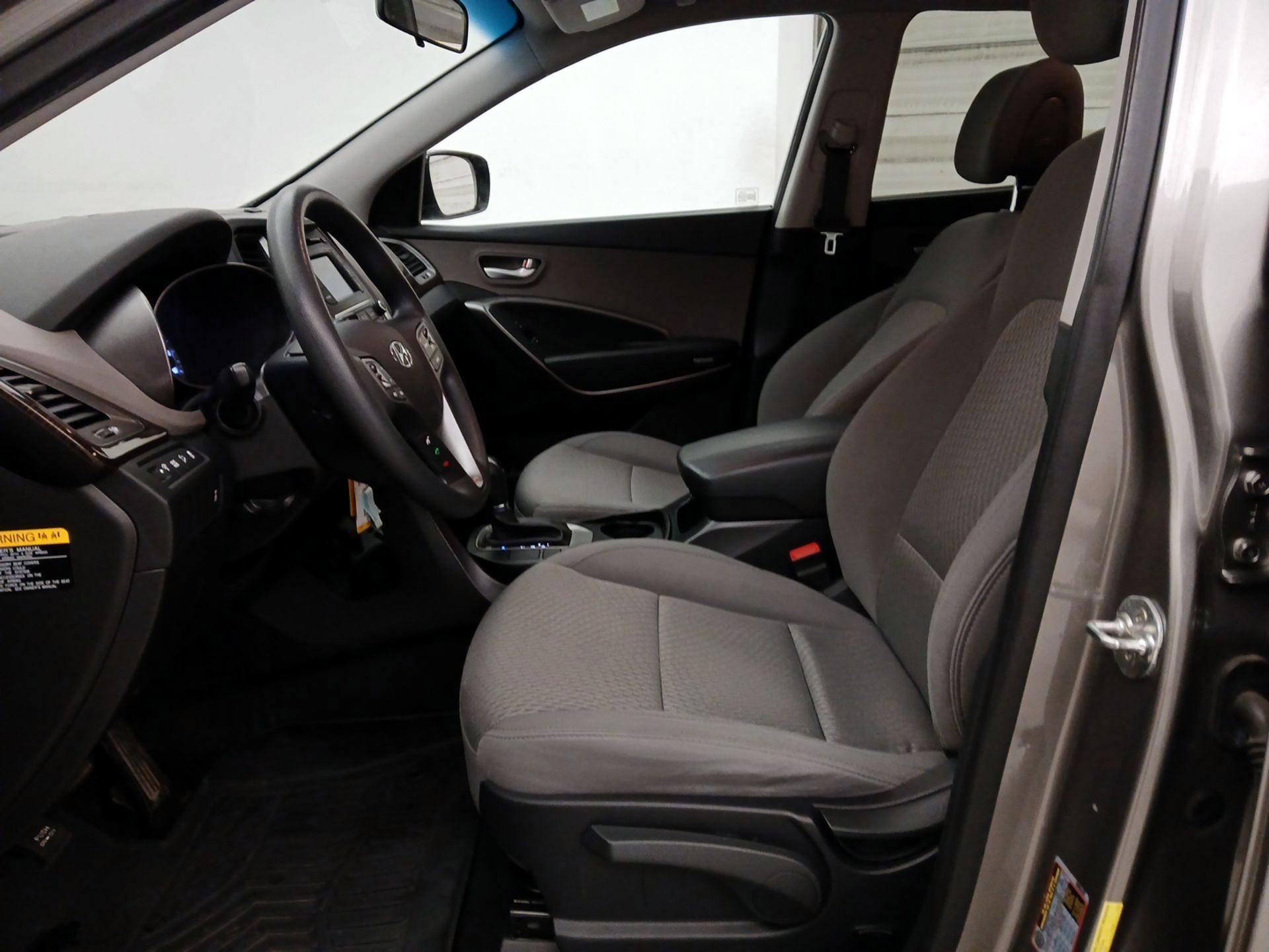 Thumbnail: 2018 Hyundai Santa Fe - 11