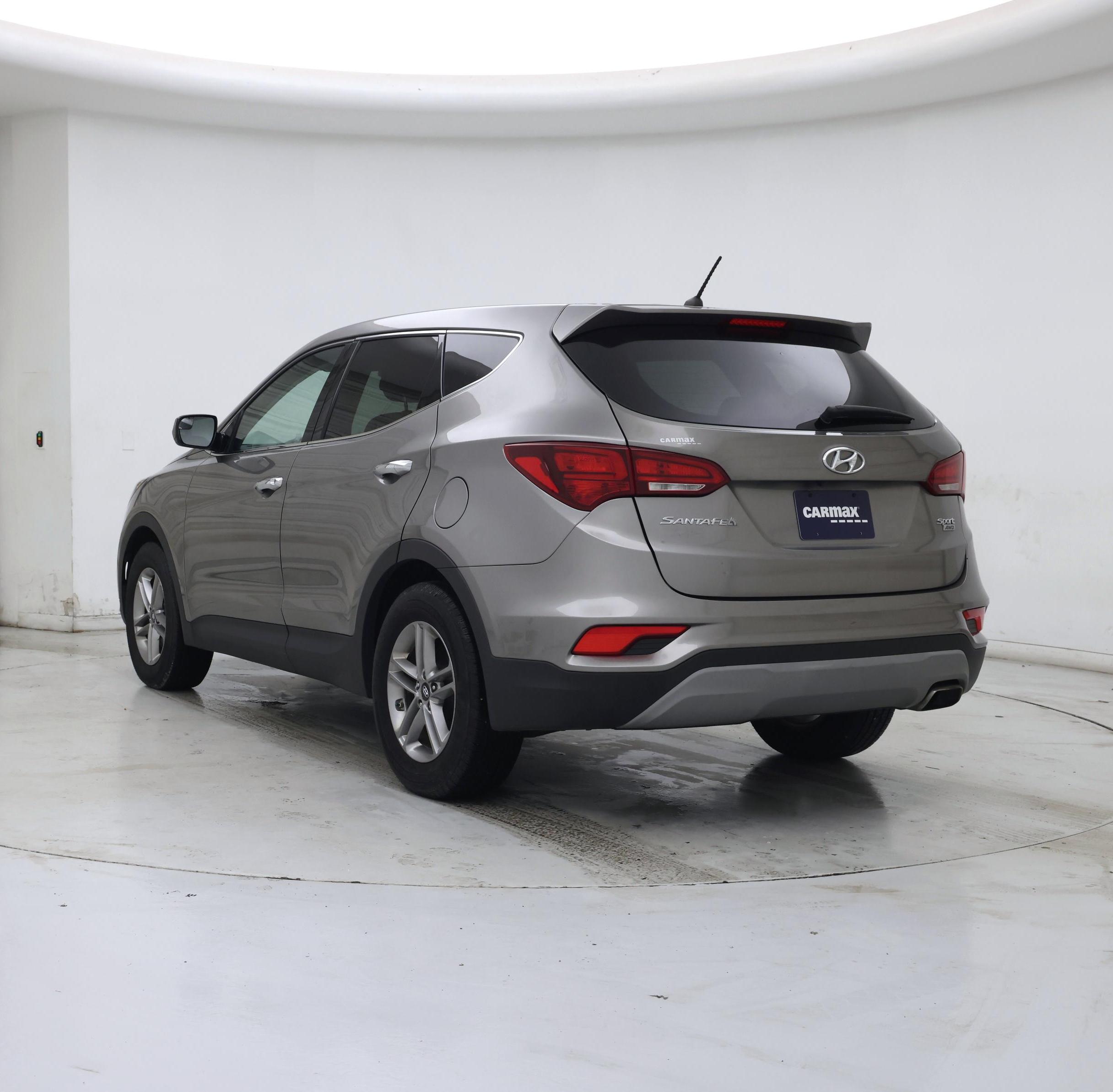 Thumbnail: 2018 Hyundai Santa Fe - 2