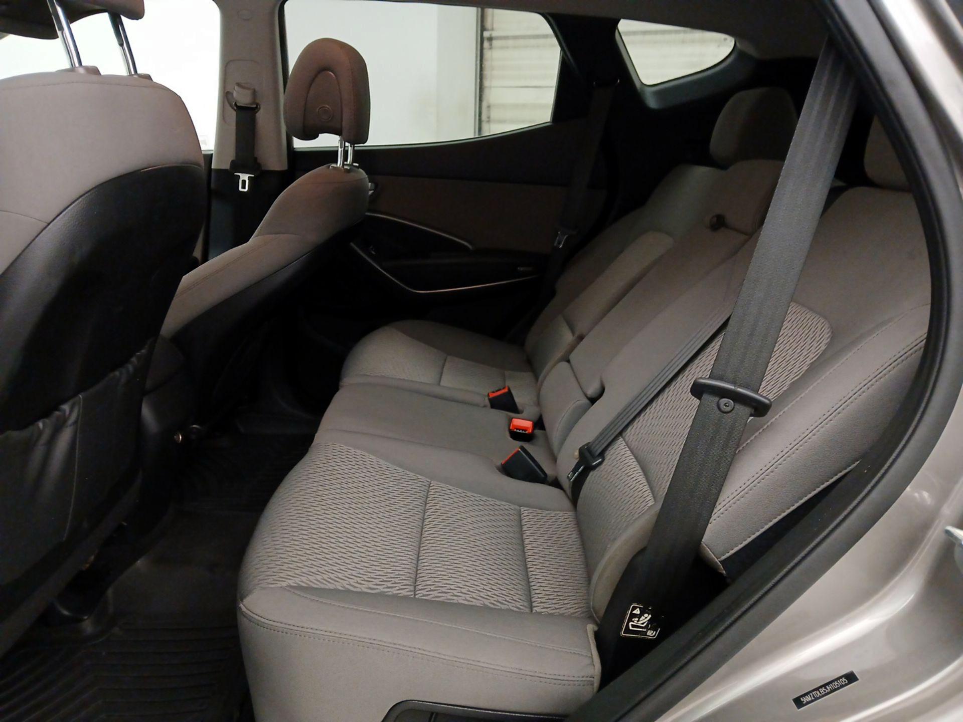 Thumbnail: 2018 Hyundai Santa Fe - 19