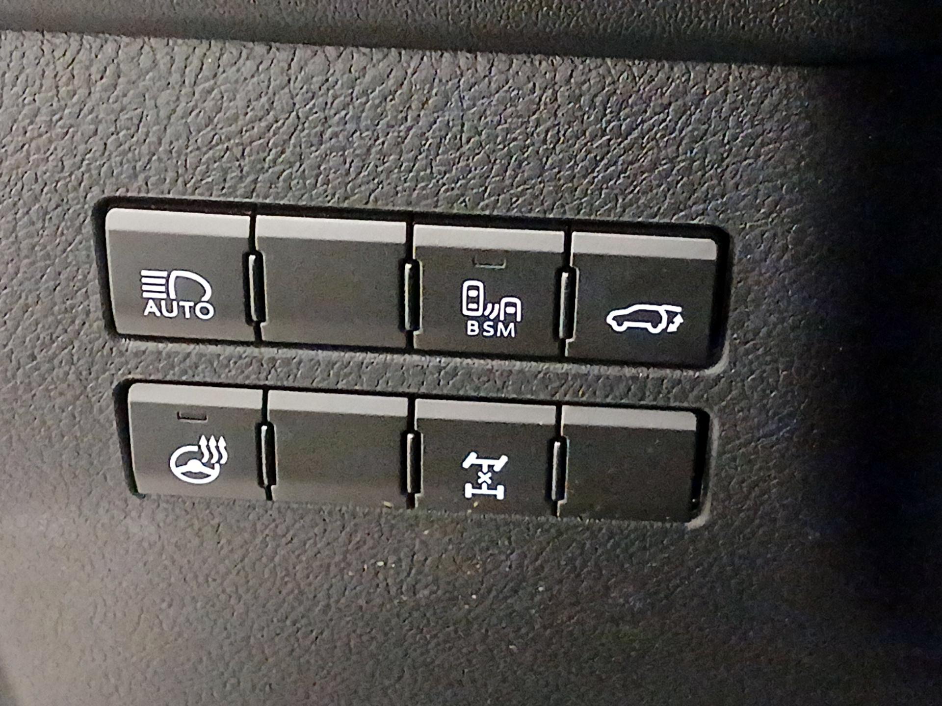 Thumbnail: 2021 Lexus NX - 13