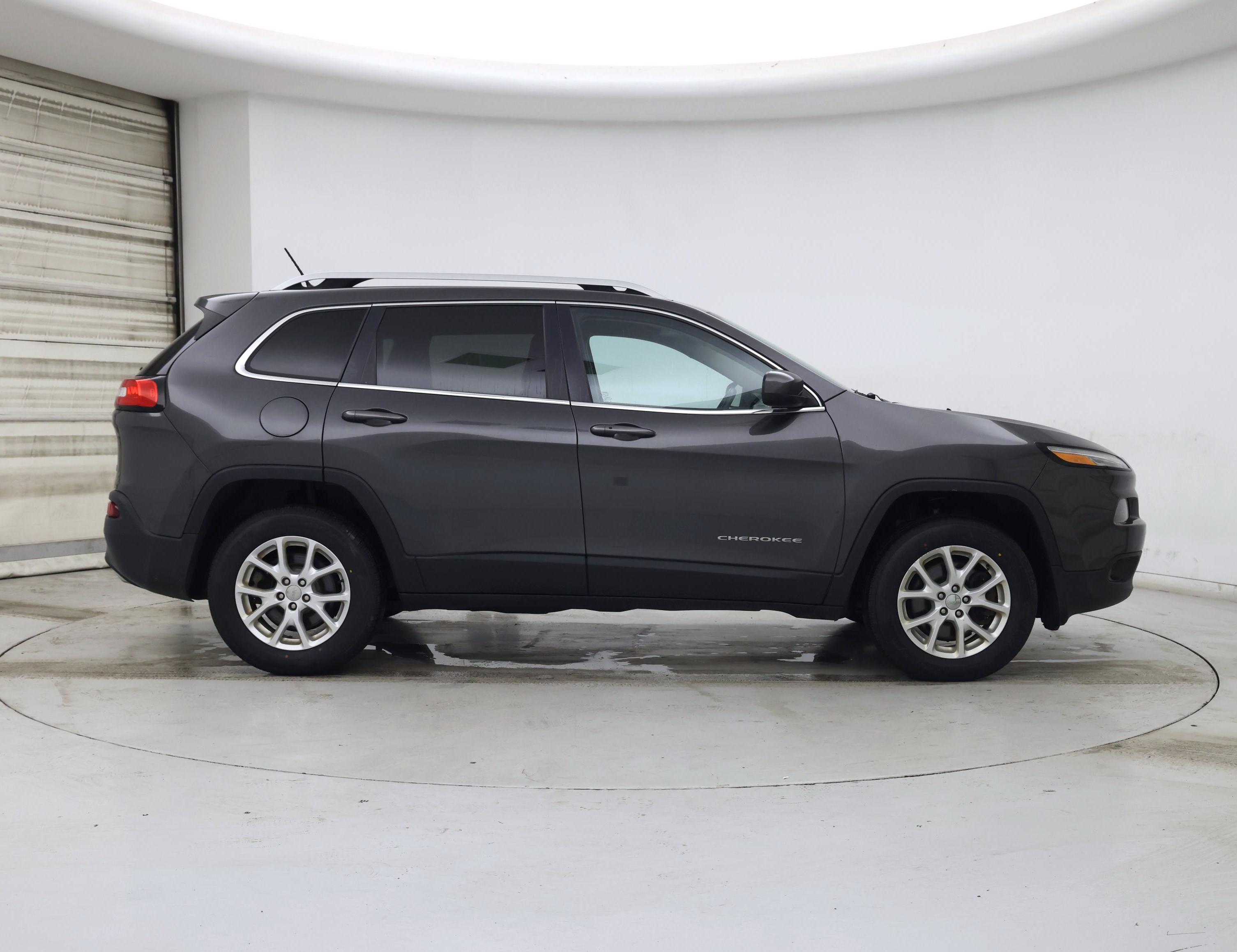 Thumbnail: 2015 Jeep Cherokee - 7