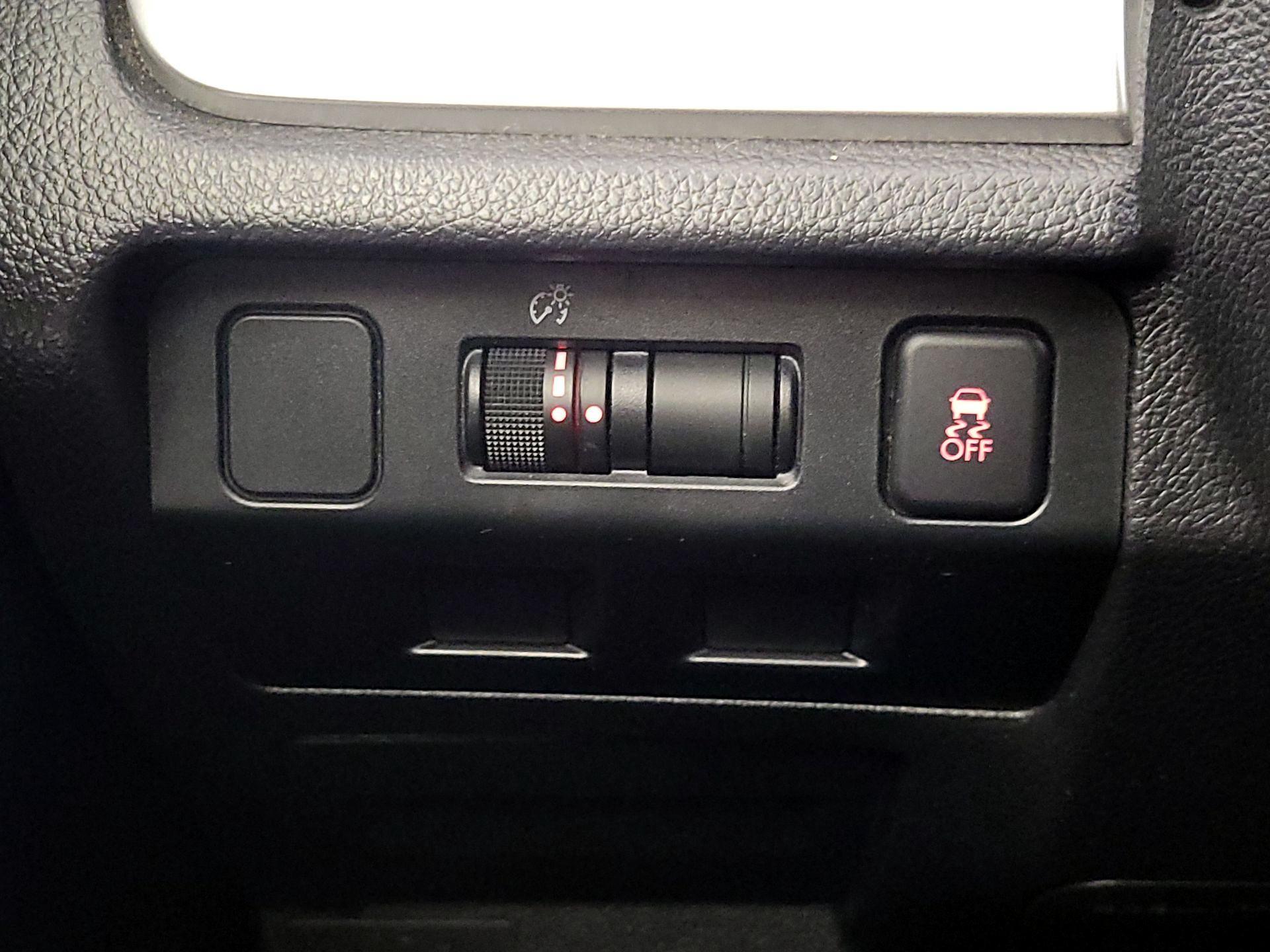 Thumbnail: 2016 Subaru Impreza - 13