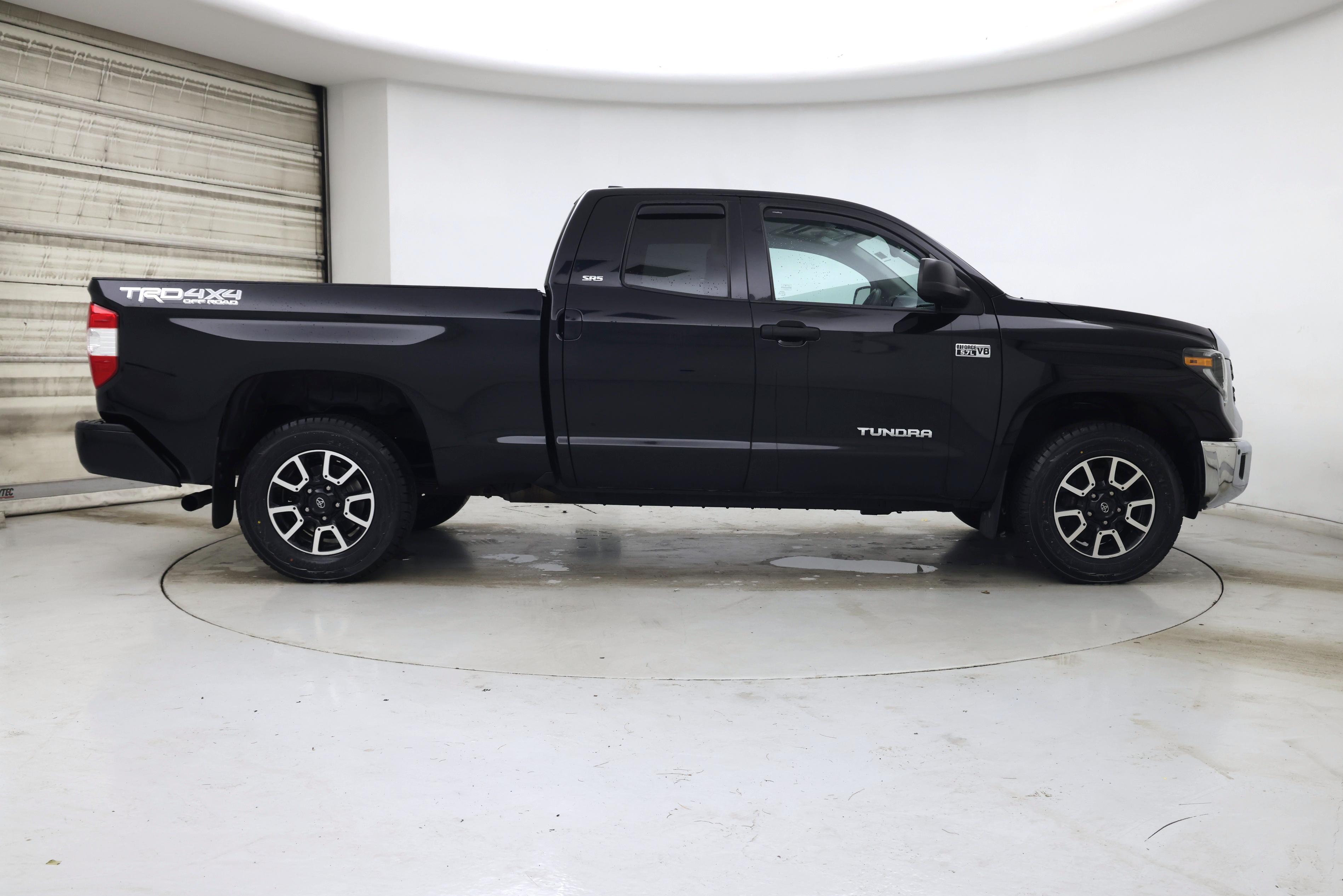 Thumbnail: 2021 Toyota Tundra - 7