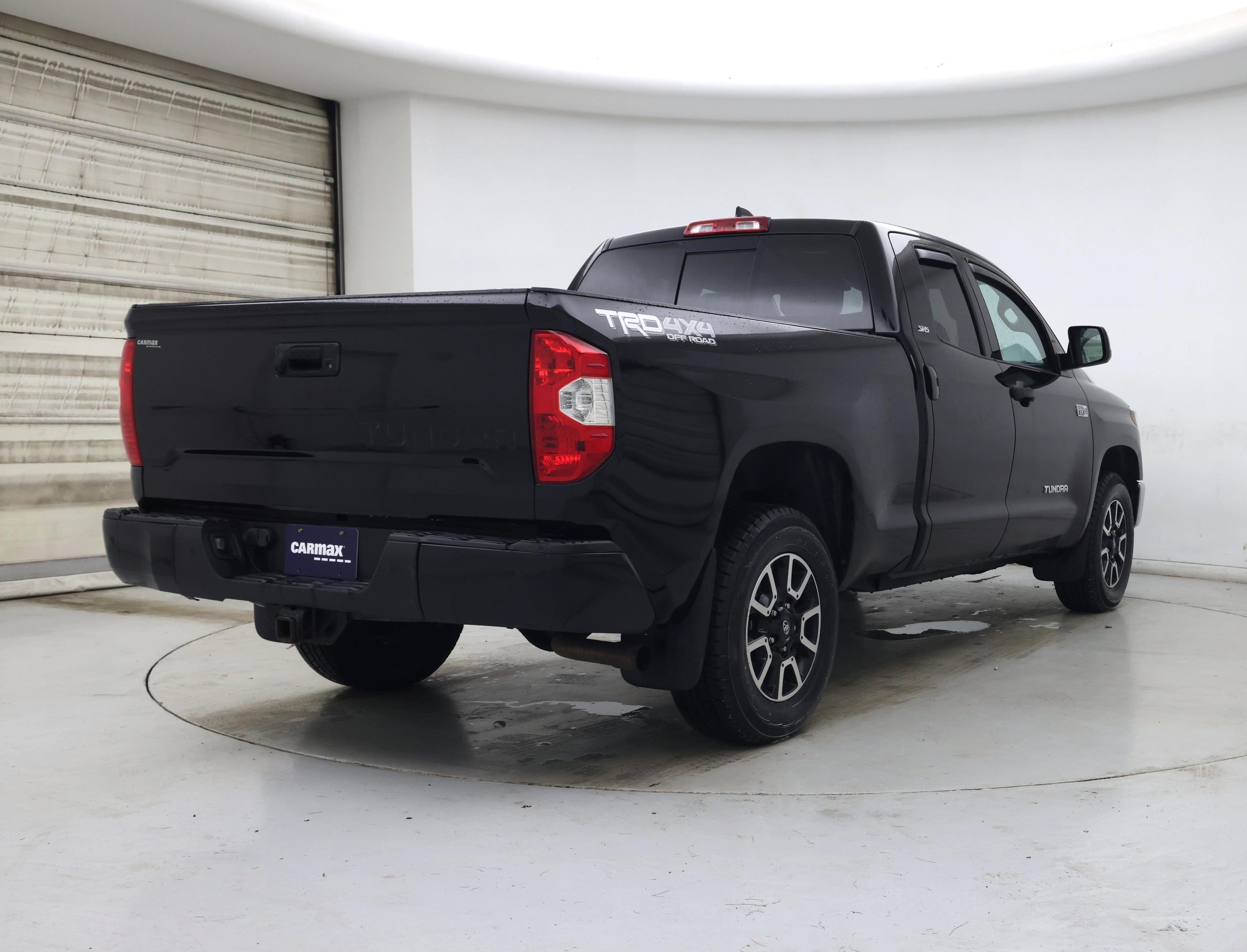 Thumbnail: 2021 Toyota Tundra - 8