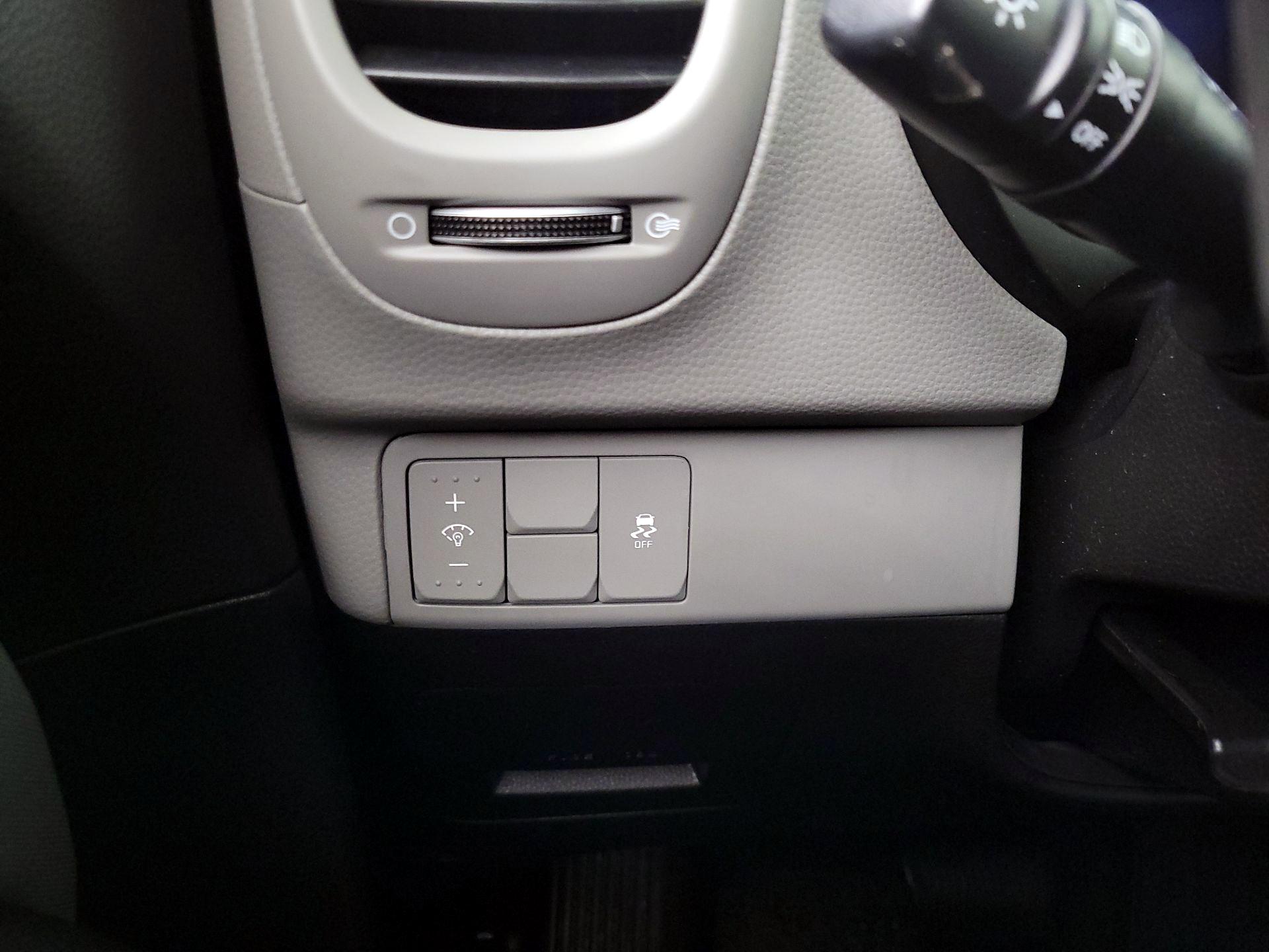 Thumbnail: 2017 Kia Soul - 13