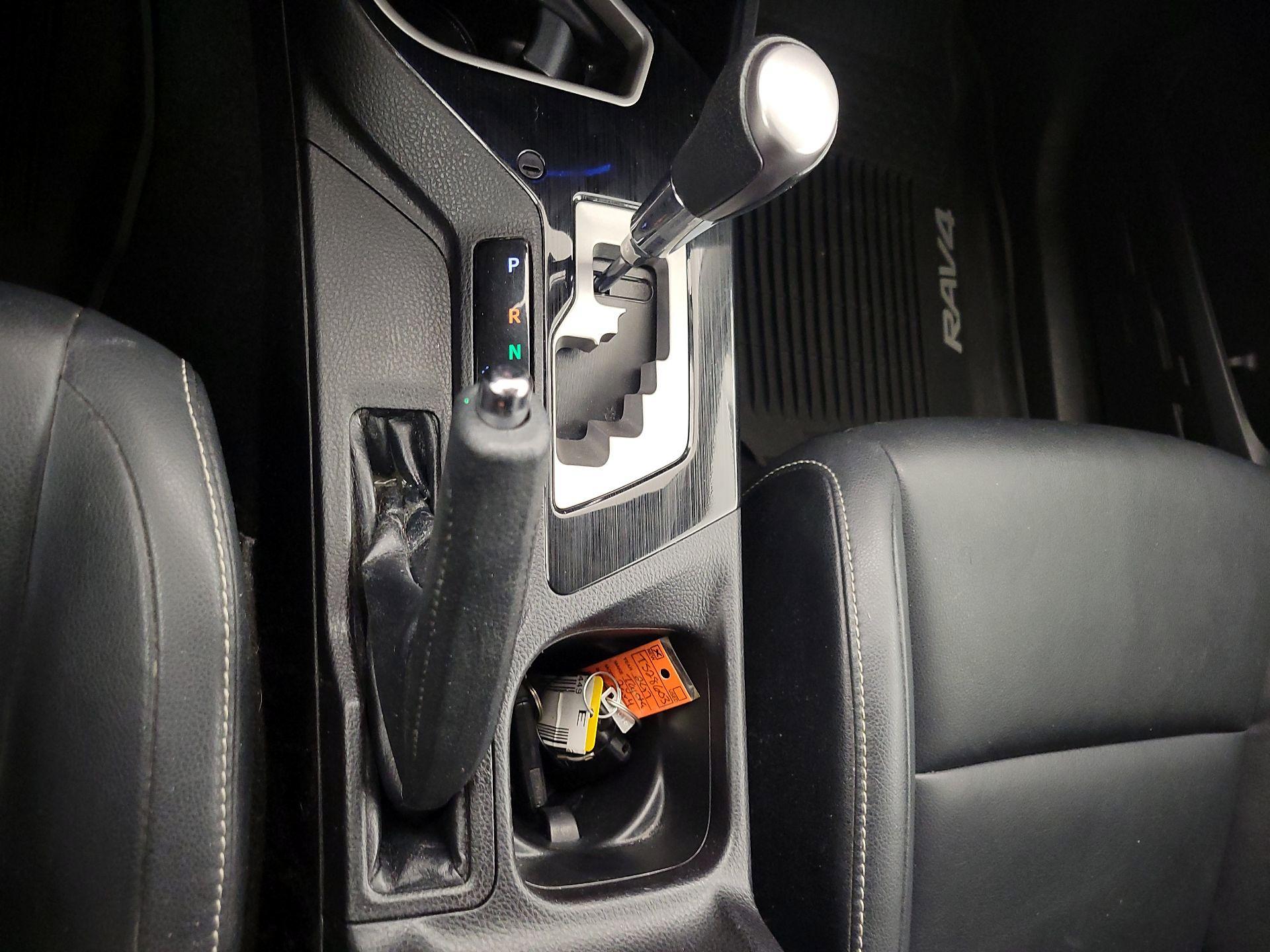 Thumbnail: 2017 Toyota RAV4 - 17