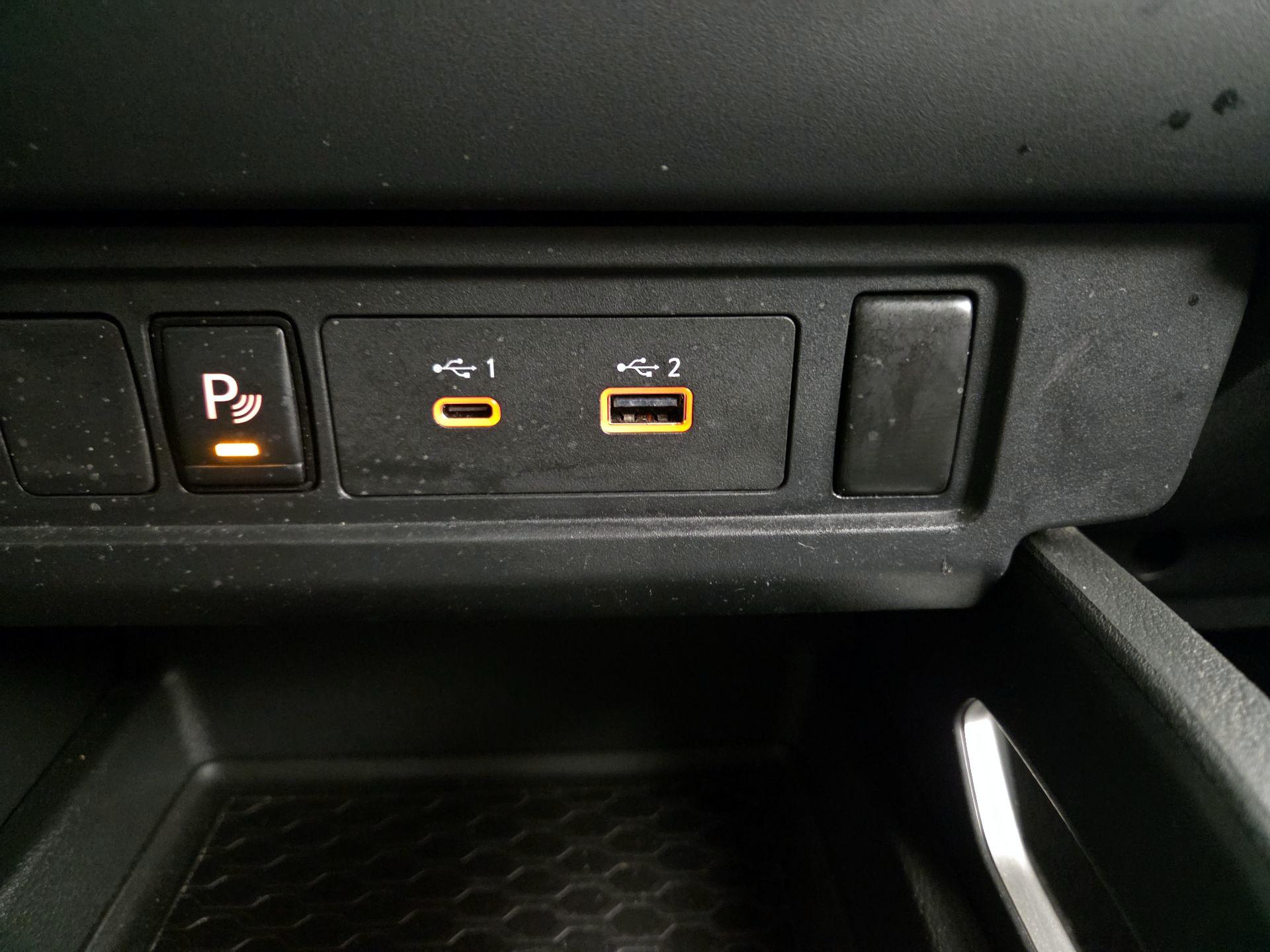 Thumbnail: 2023 Nissan Frontier - 18