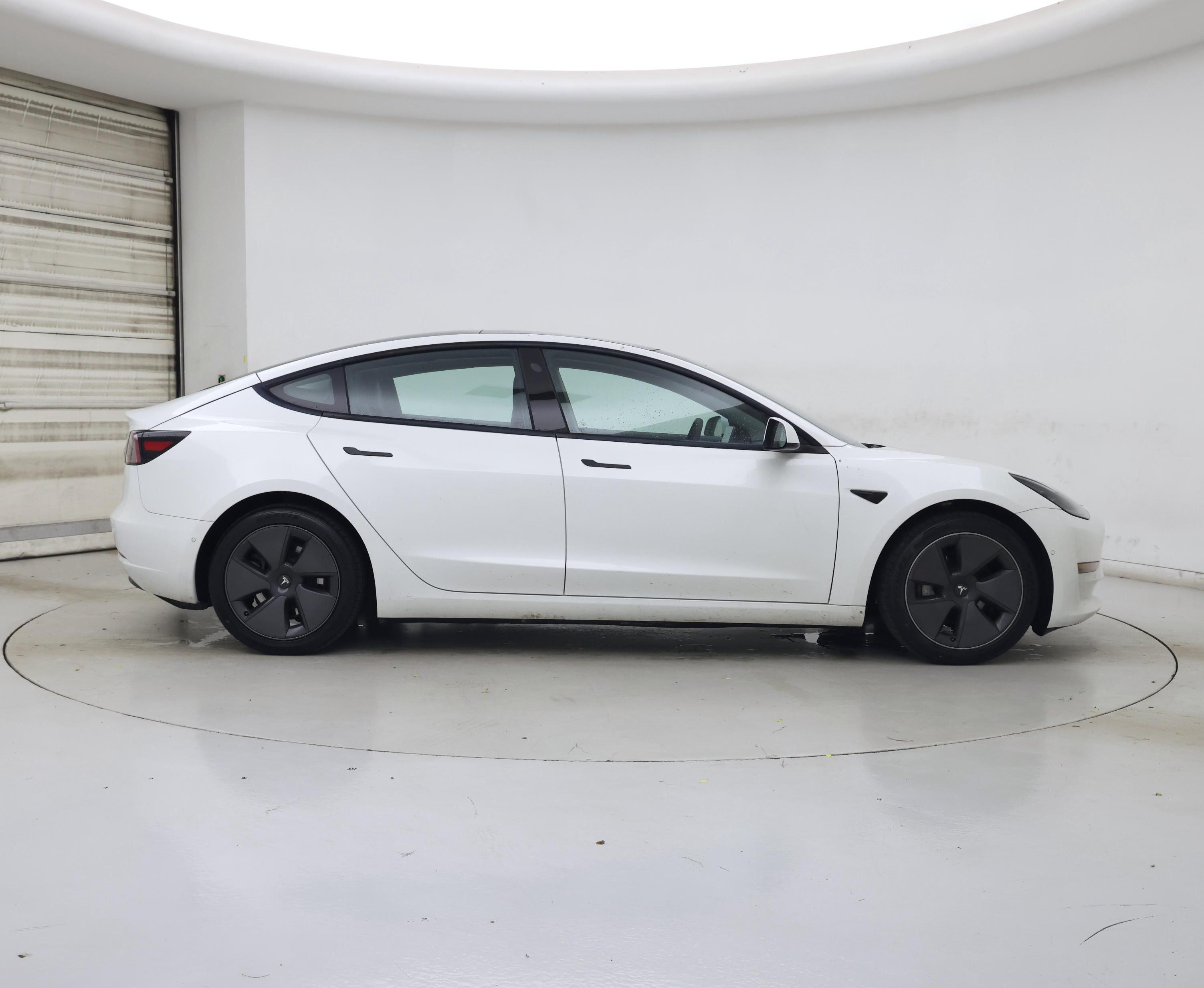 Thumbnail: 2021 Tesla Model 3 - 7