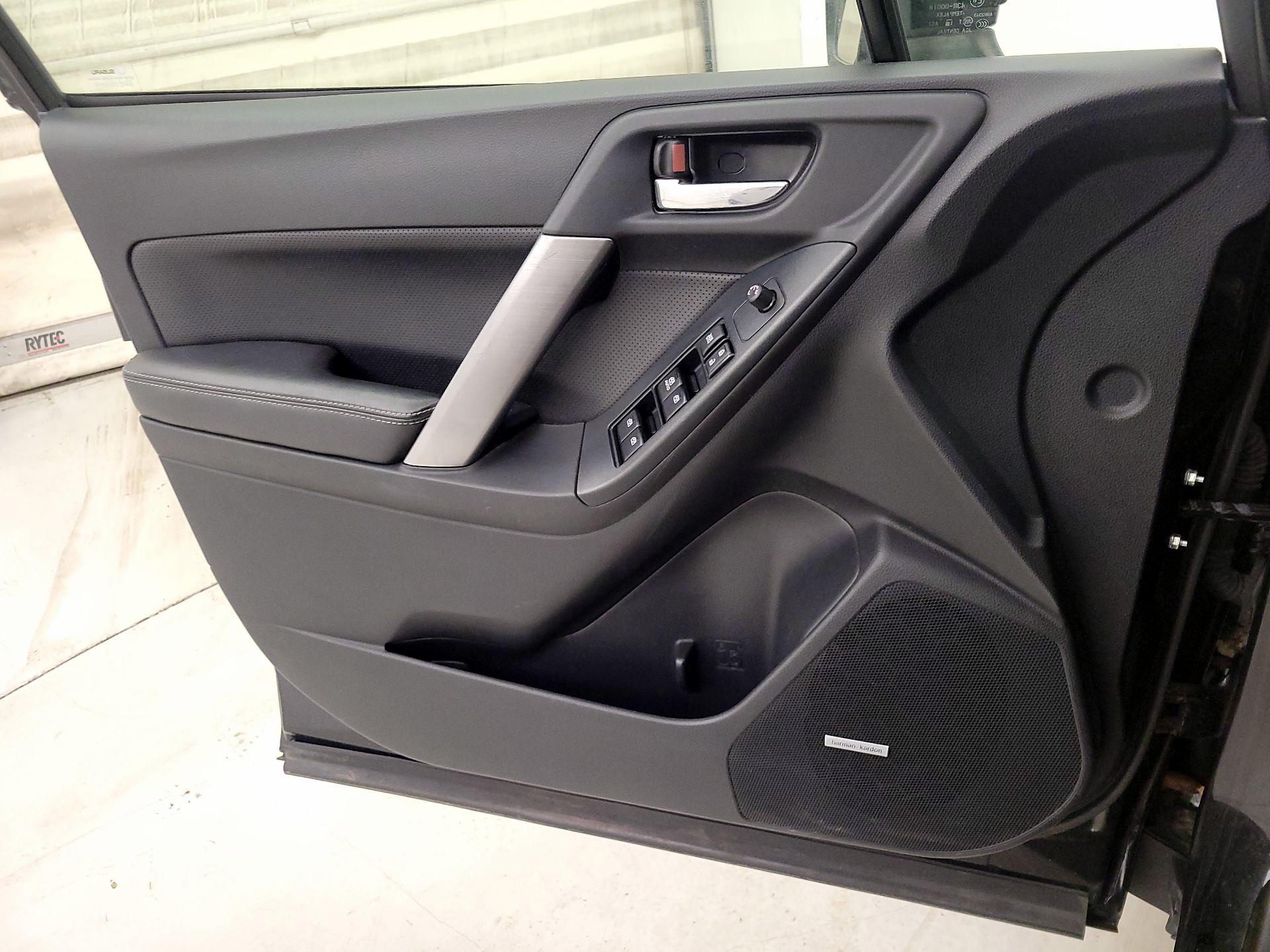 Thumbnail: 2015 Subaru Forester - 12