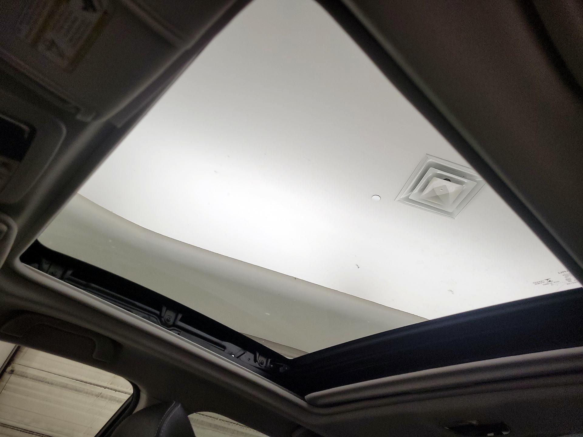 Thumbnail: 2015 Subaru Forester - 20