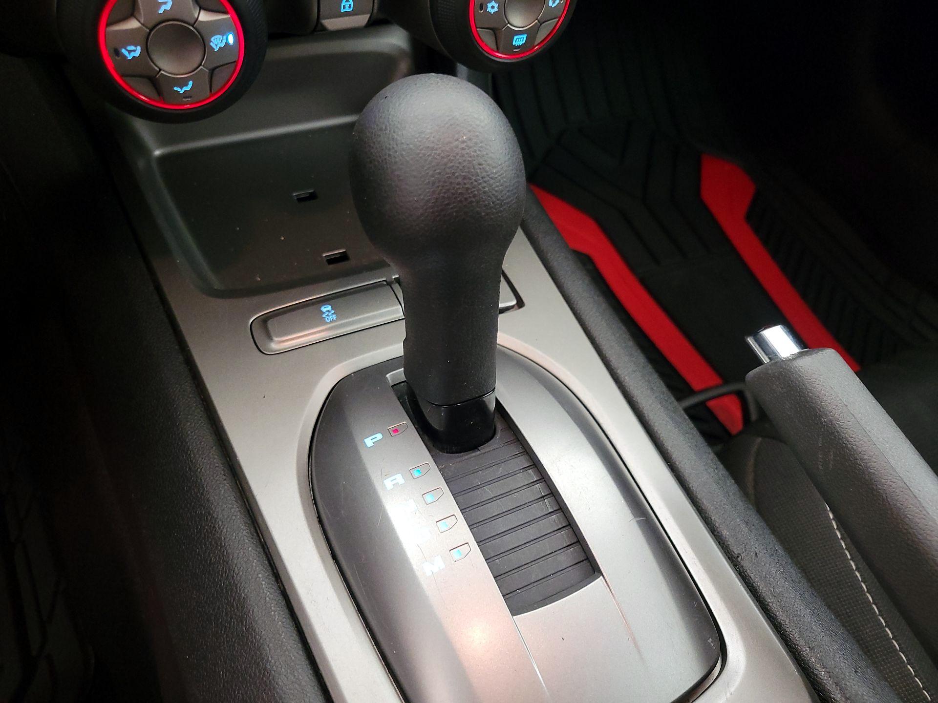 Thumbnail: 2015 Chevrolet Camaro - 15