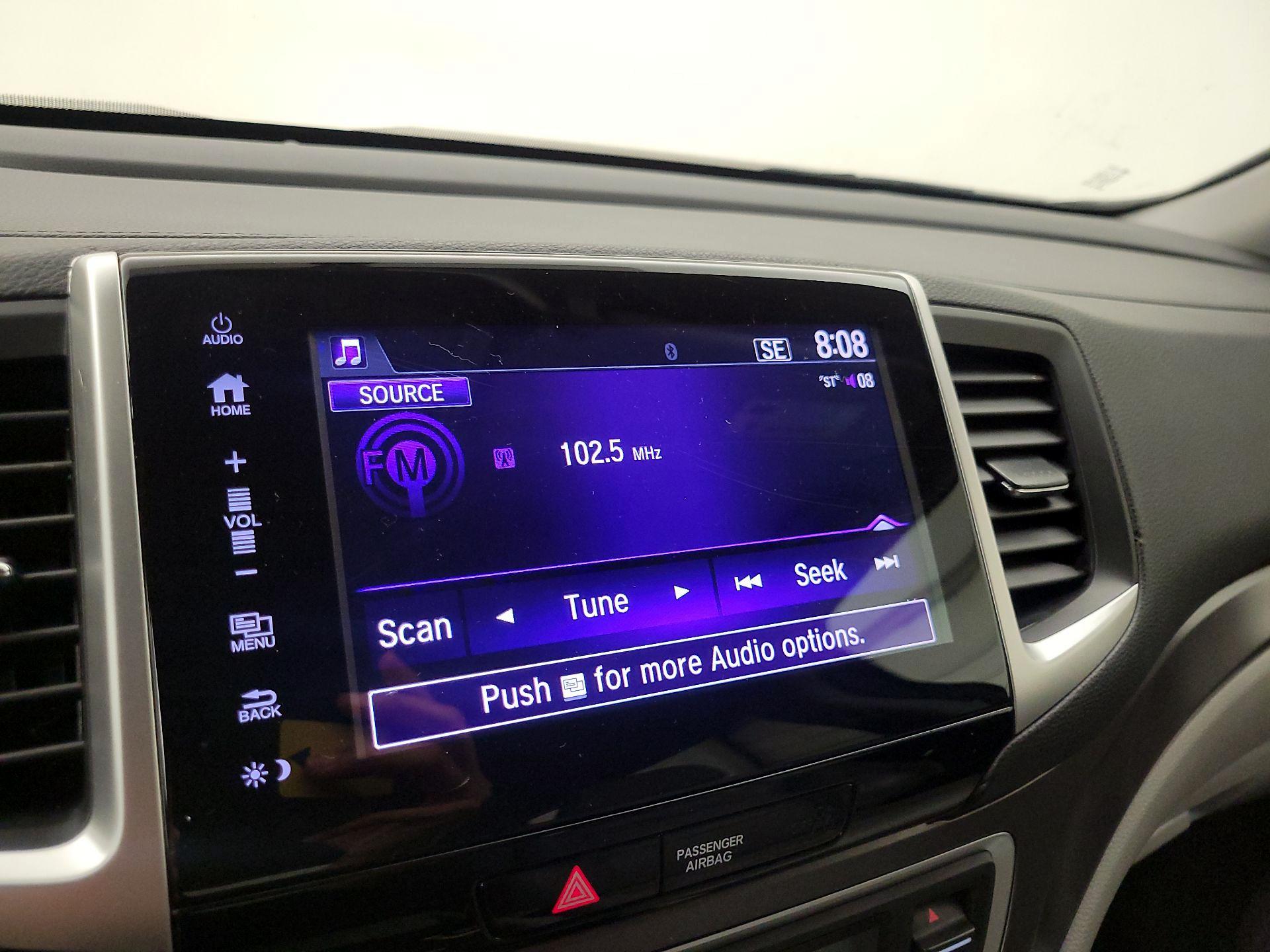 Thumbnail: 2018 Honda Pilot - 15