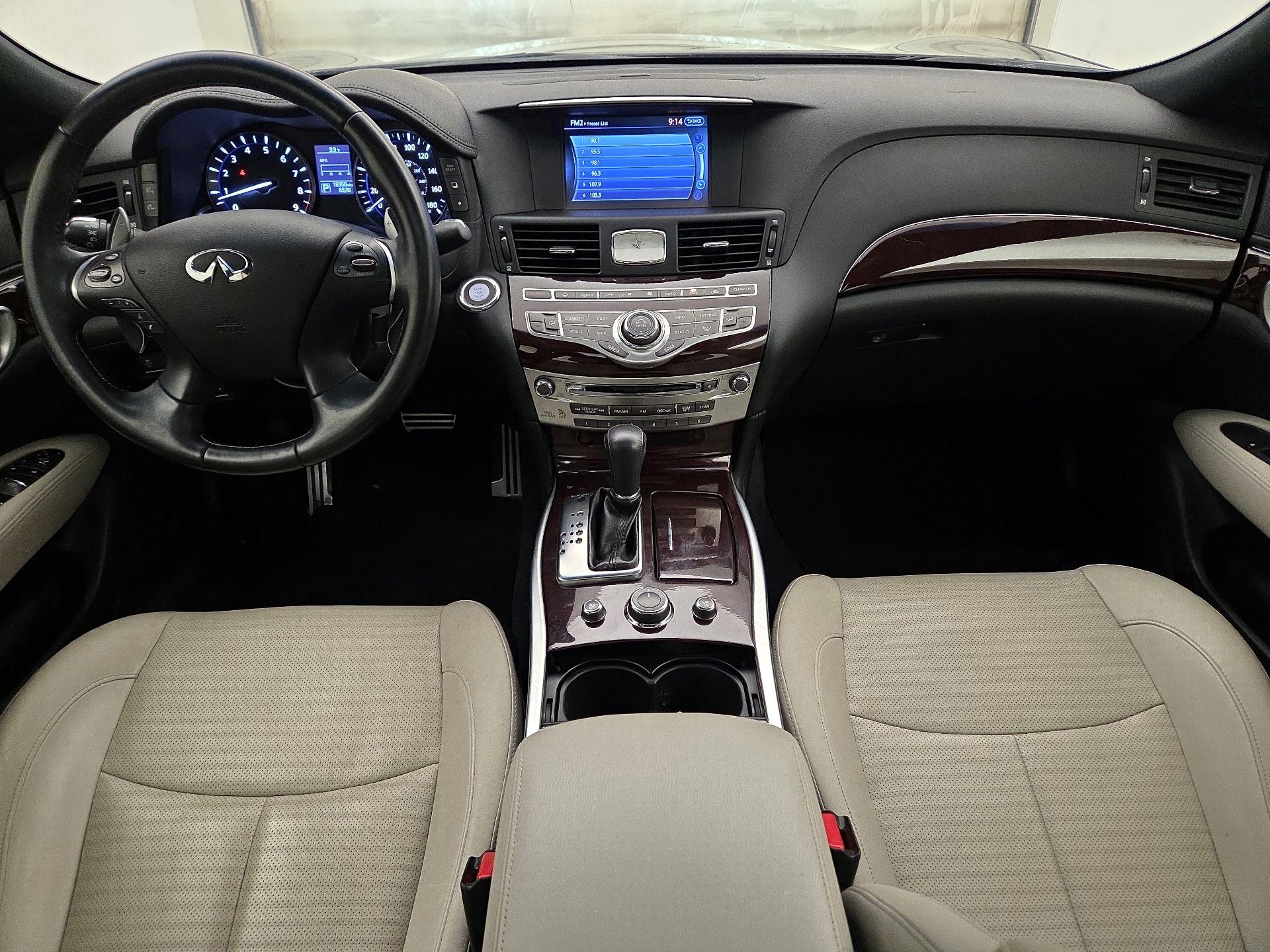 Thumbnail: 2015 INFINITI Q70 - 9