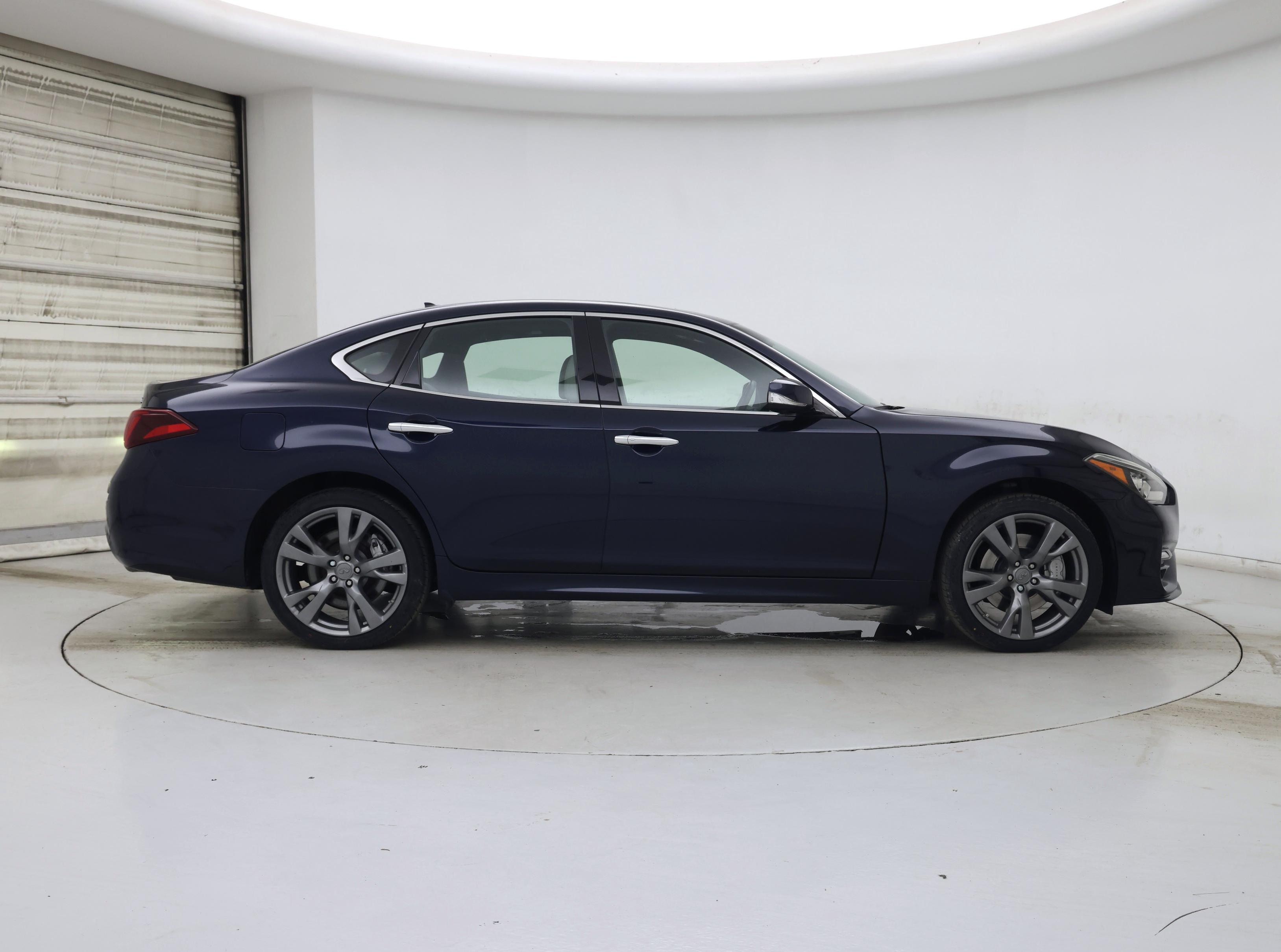 Thumbnail: 2015 INFINITI Q70 - 7