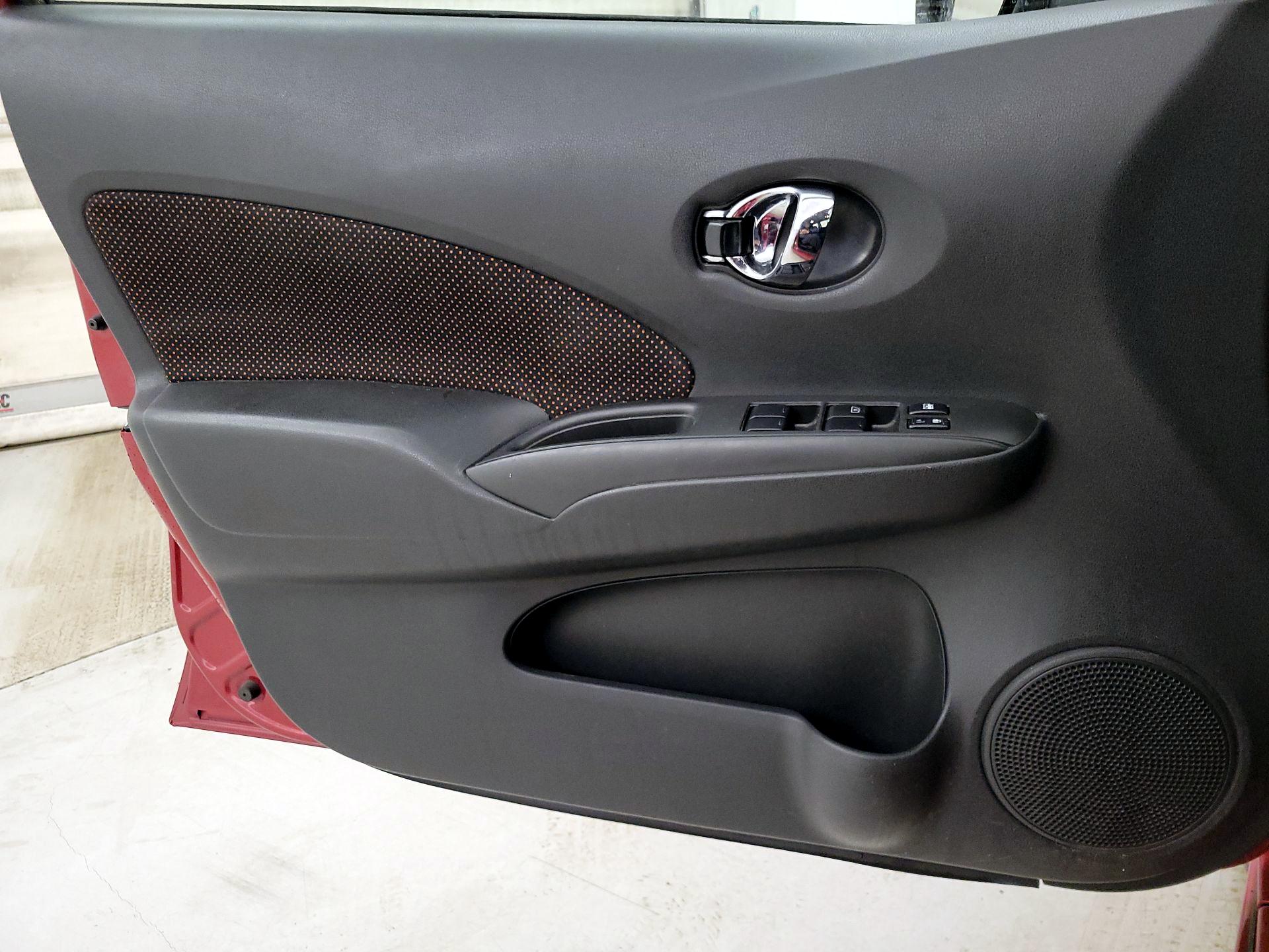 Thumbnail: 2015 Nissan Versa Note - 12