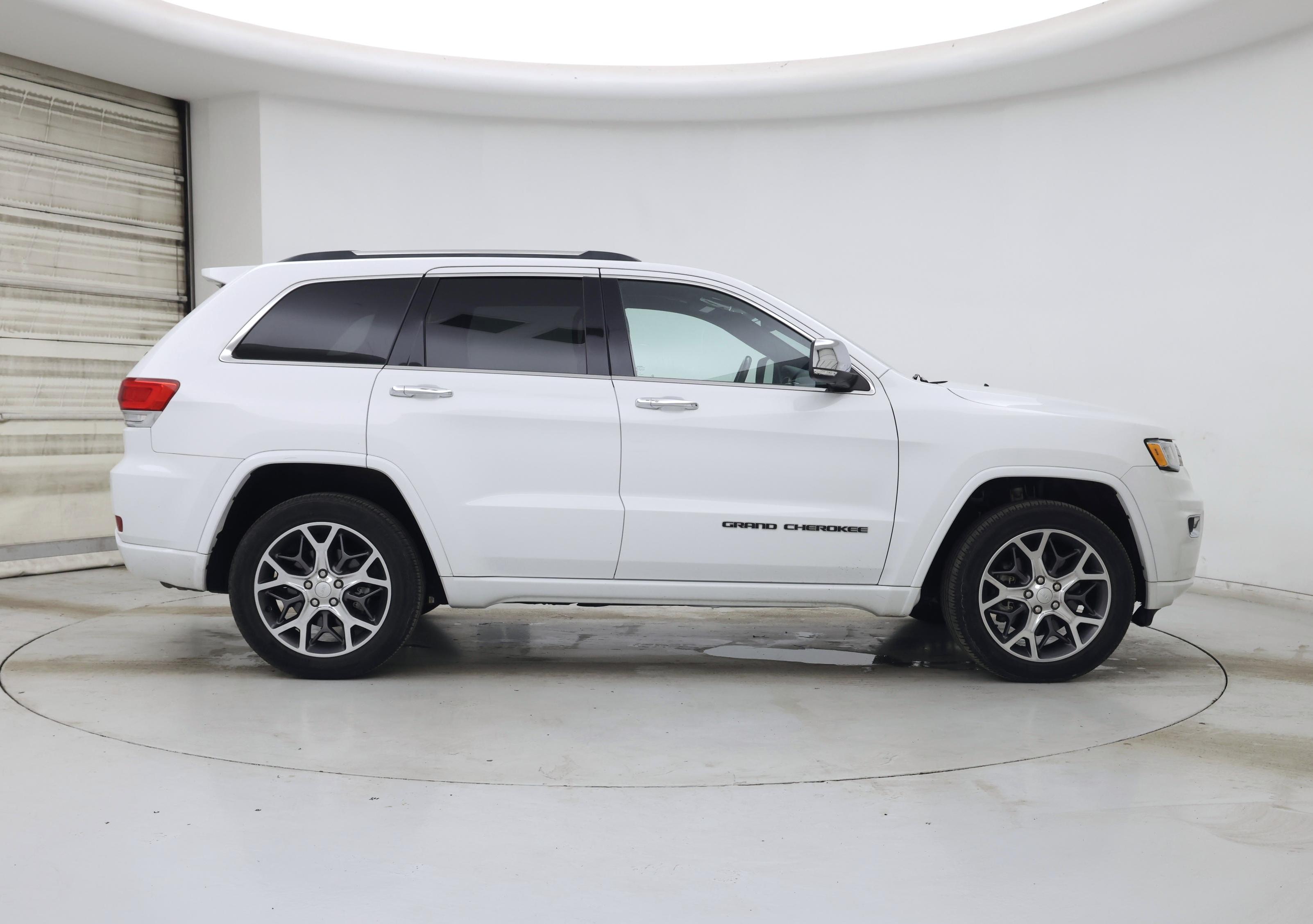 Thumbnail: 2020 Jeep Grand Cherokee - 7
