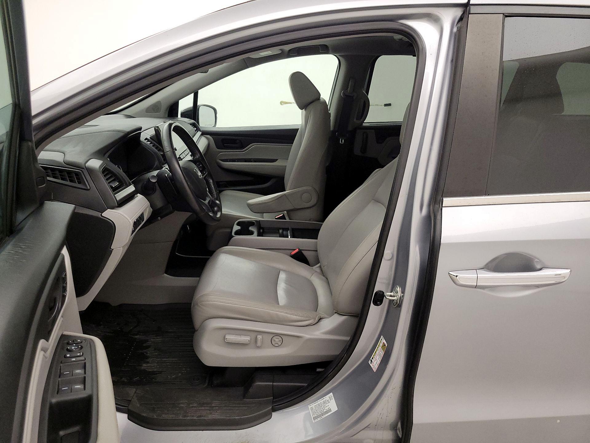 Thumbnail: 2019 Honda Odyssey - 11