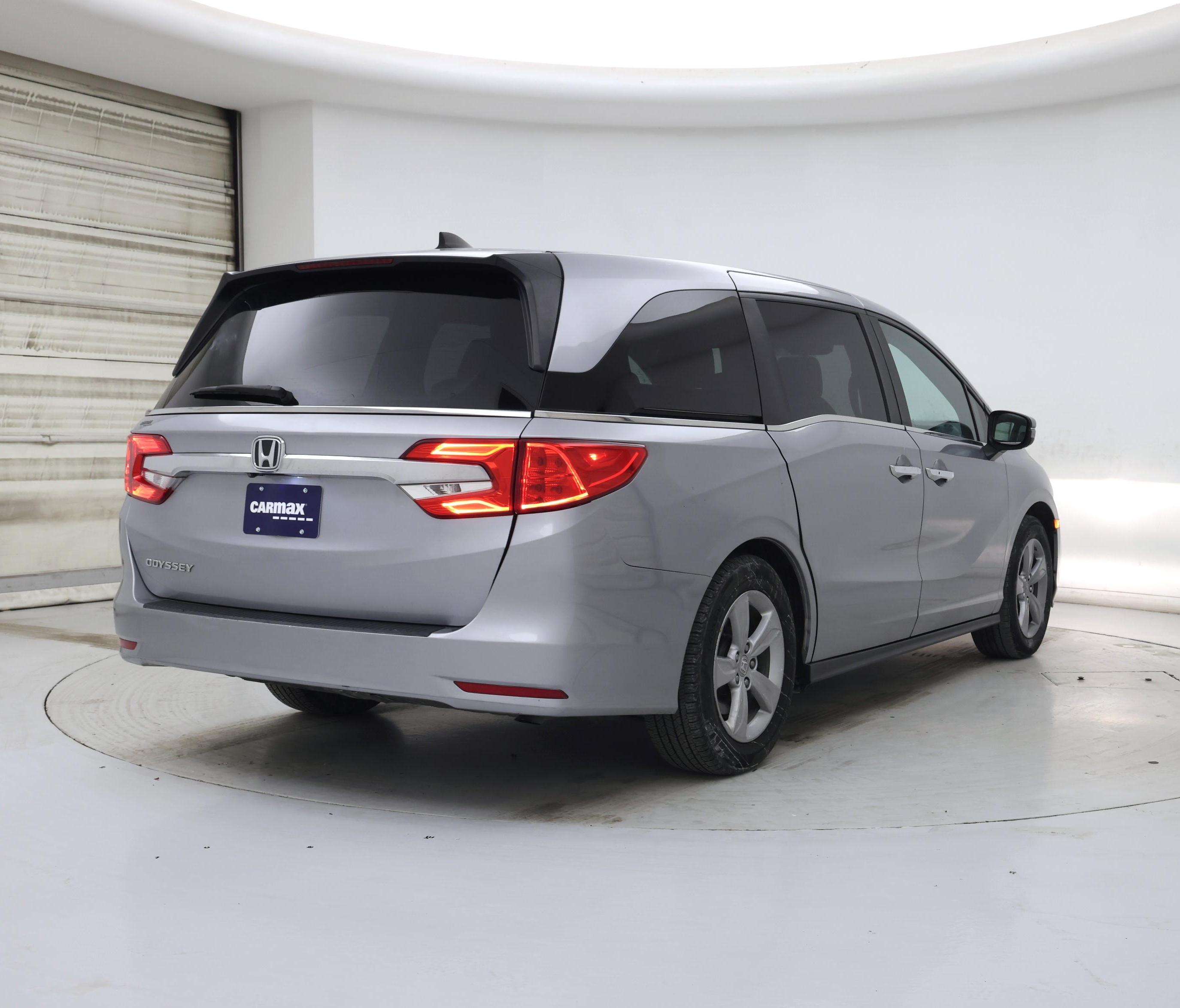 Thumbnail: 2019 Honda Odyssey - 8