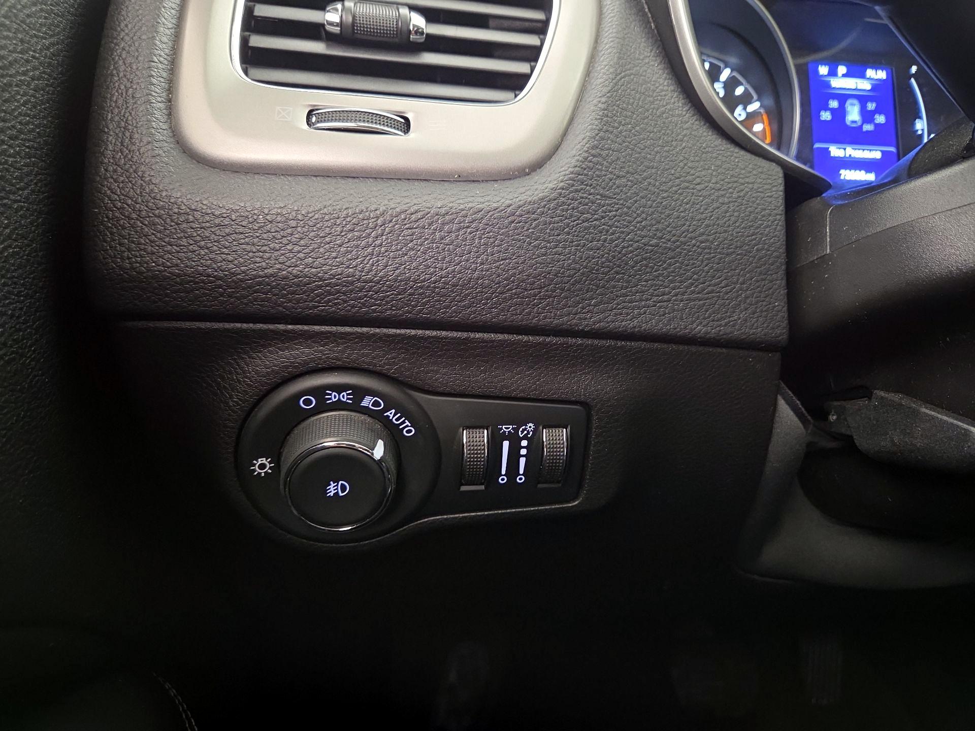 Thumbnail: 2020 Jeep Compass - 13