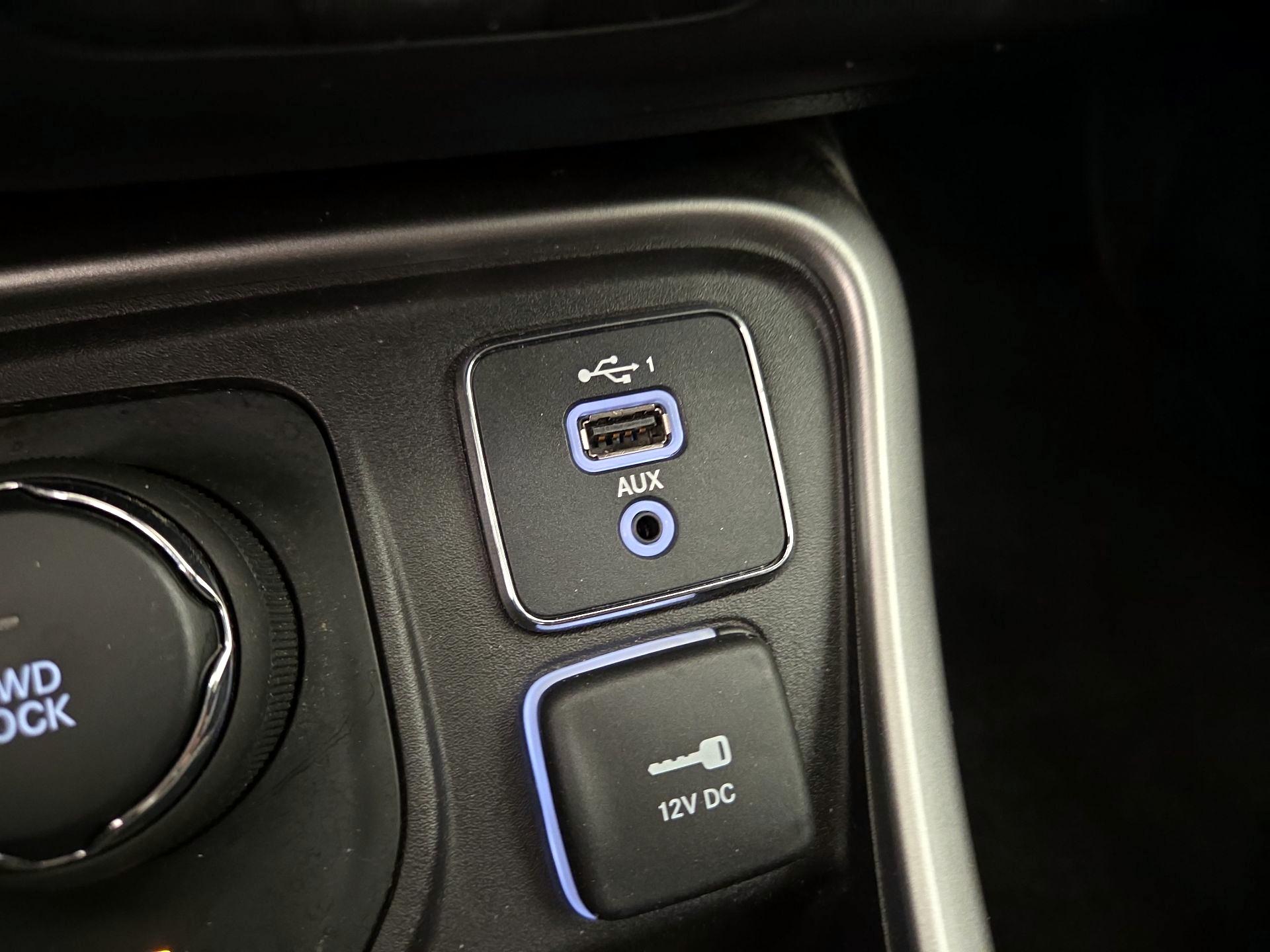 Thumbnail: 2020 Jeep Compass - 18