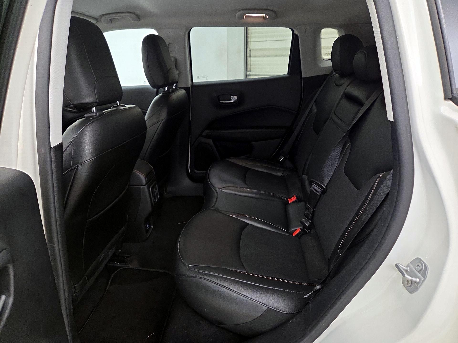 Thumbnail: 2020 Jeep Compass - 19