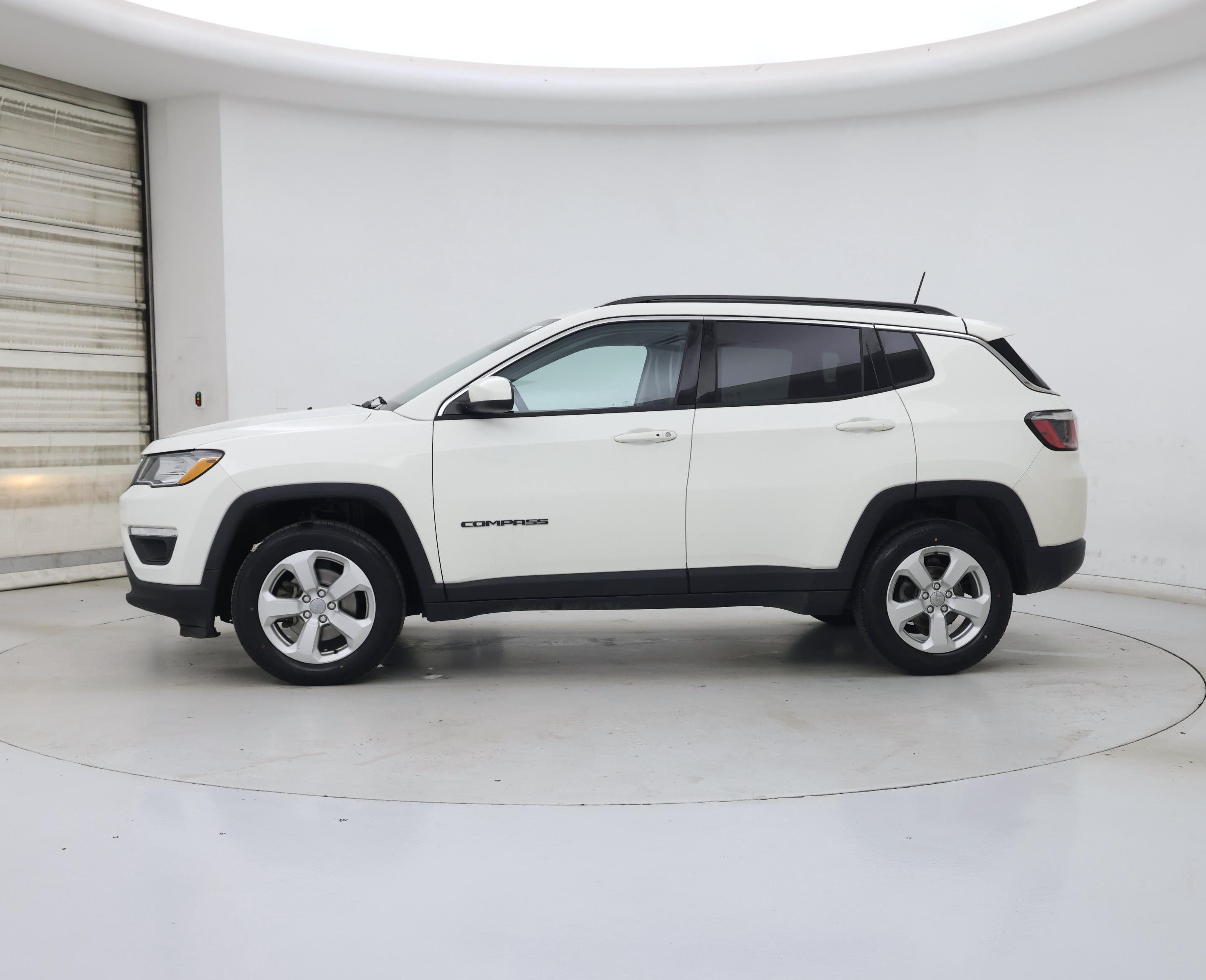 Thumbnail: 2020 Jeep Compass - 3