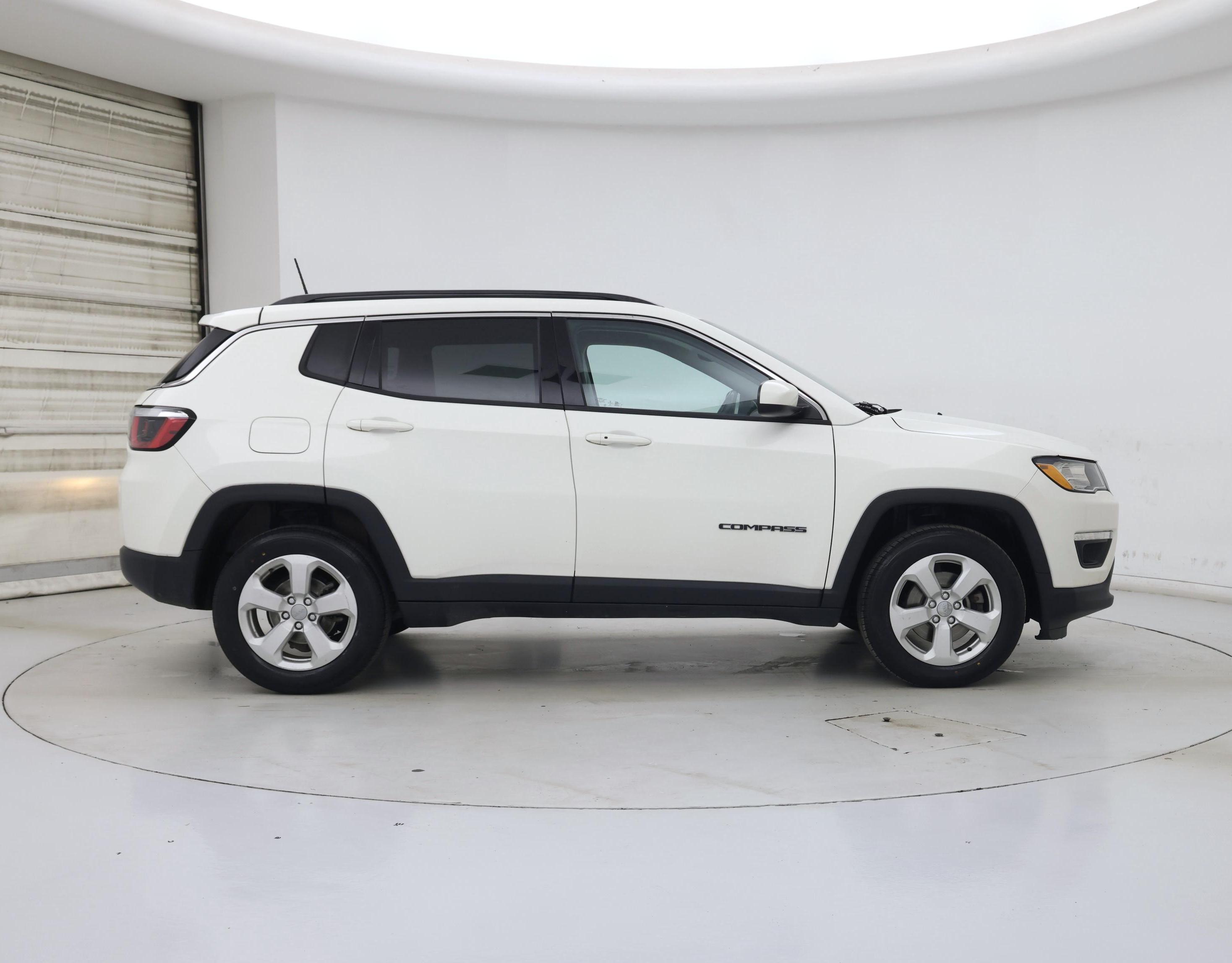 Thumbnail: 2020 Jeep Compass - 7