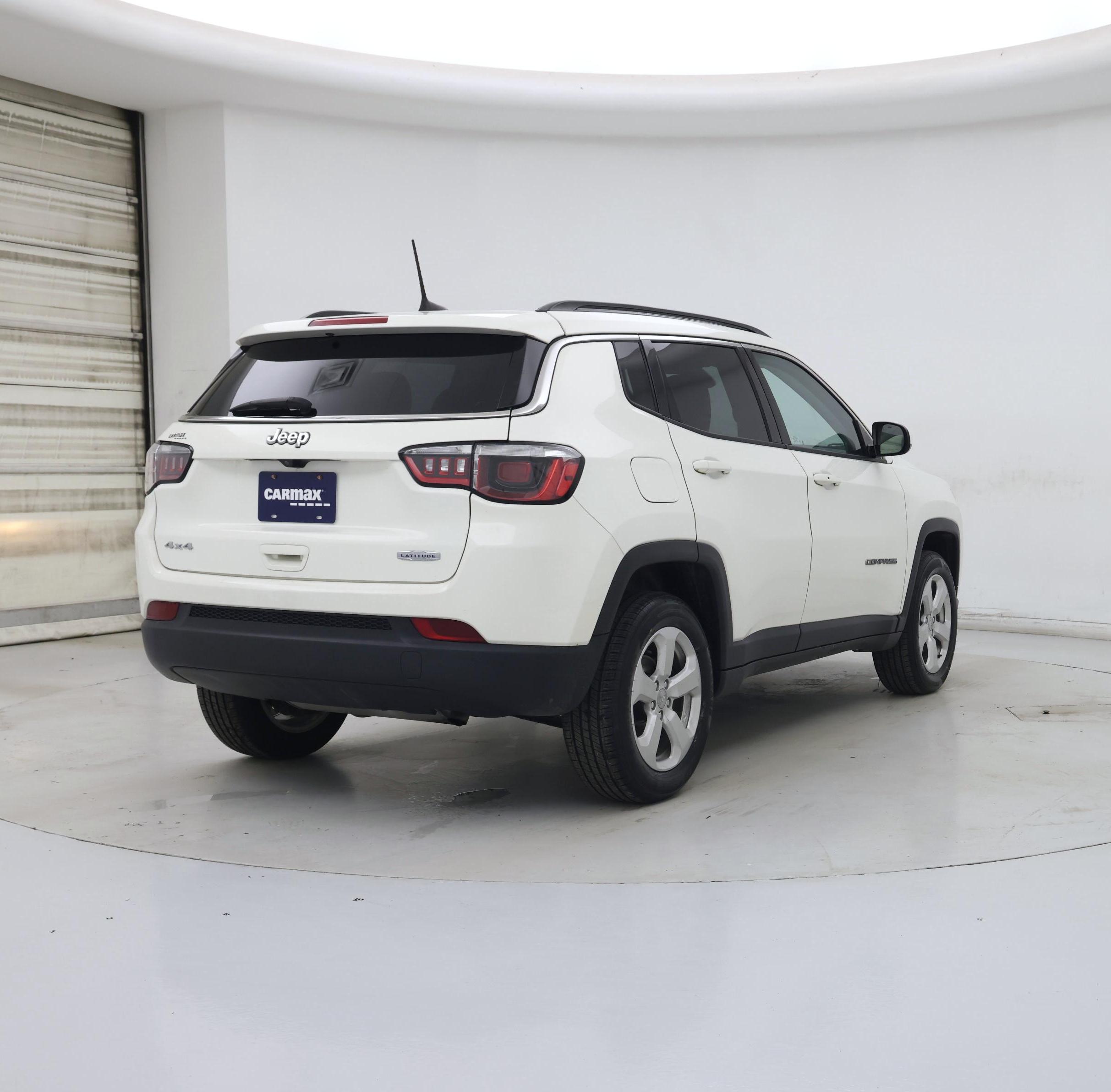 Thumbnail: 2020 Jeep Compass - 8