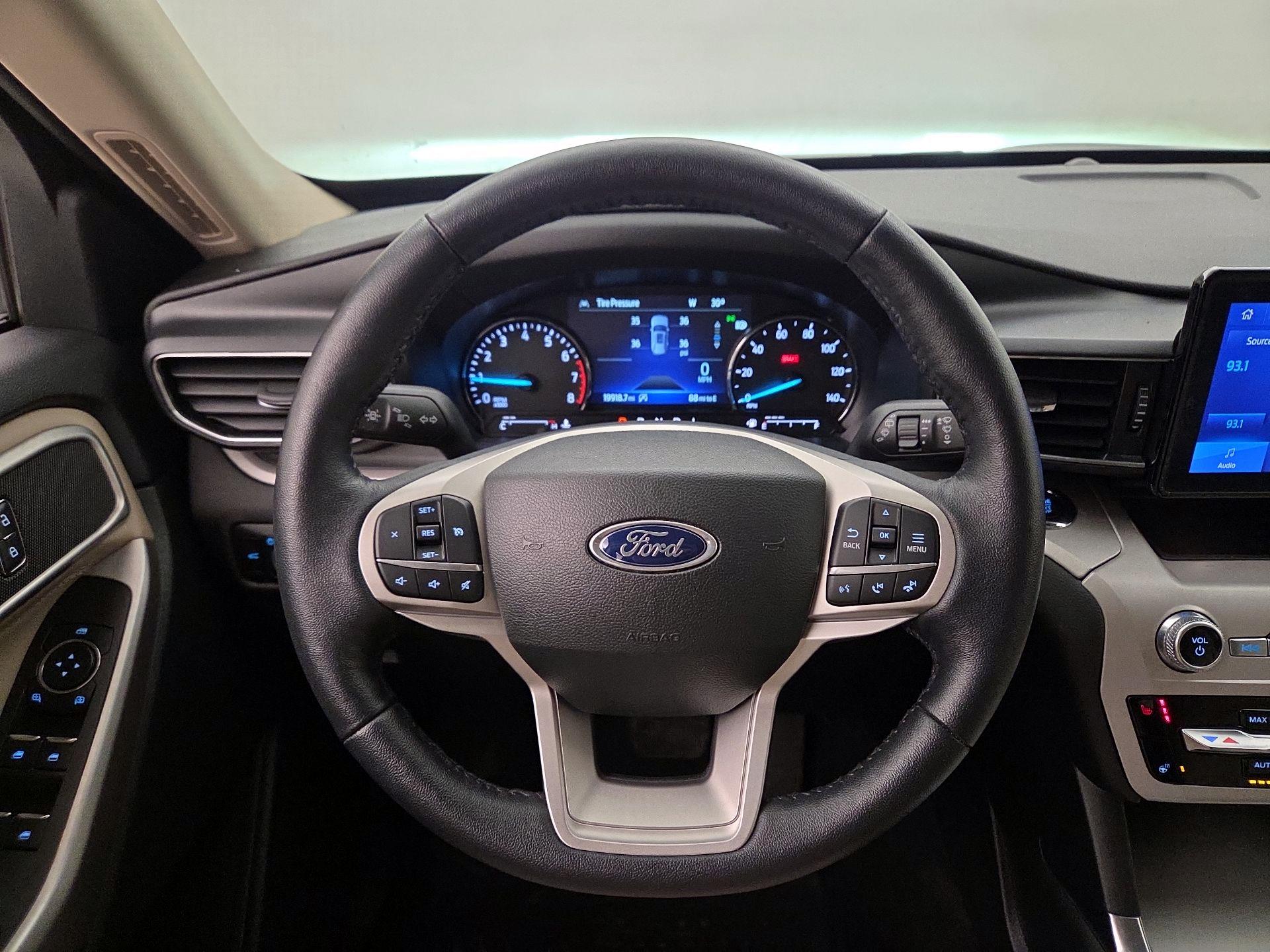 Thumbnail: 2023 Ford Explorer - 10