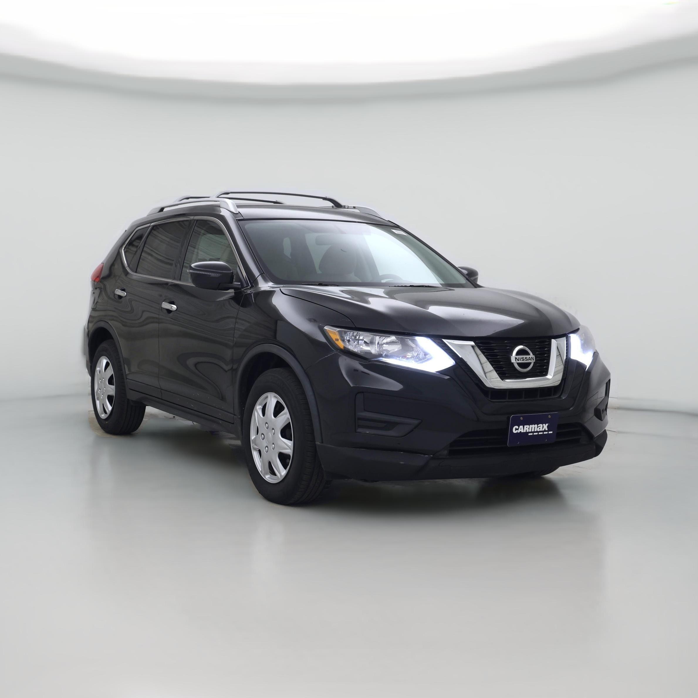 Thumbnail: 2017 Nissan Rogue - 1