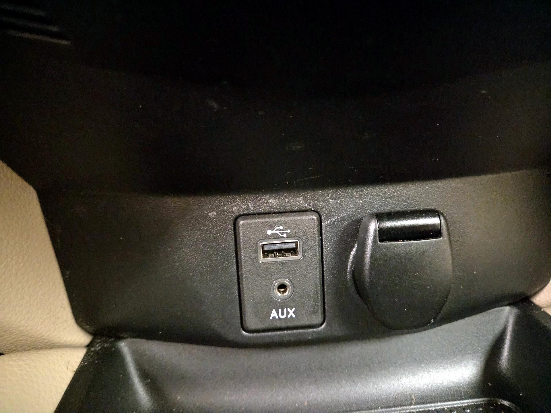 Thumbnail: 2017 Nissan Rogue - 18